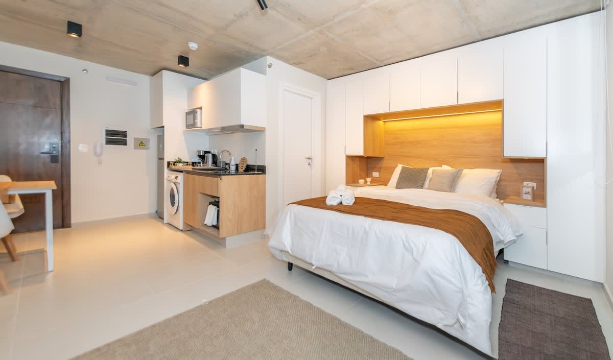 30d753d7 58eb 46 4p6 J