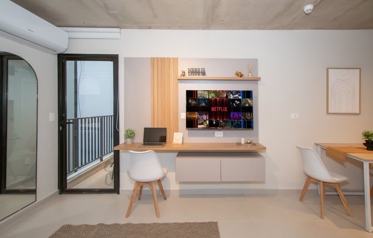 dcf62ee3 5109 4b 8KYqm