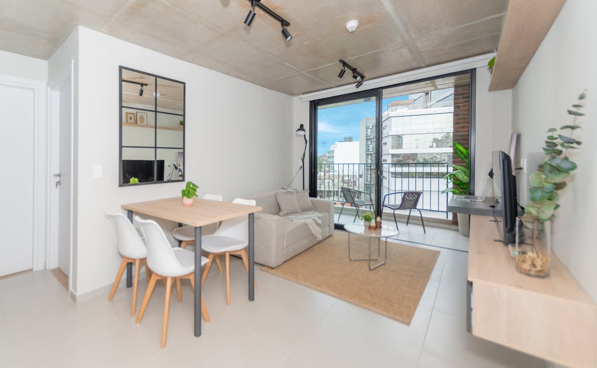 46b638e1 0ef9 46 Mv zP