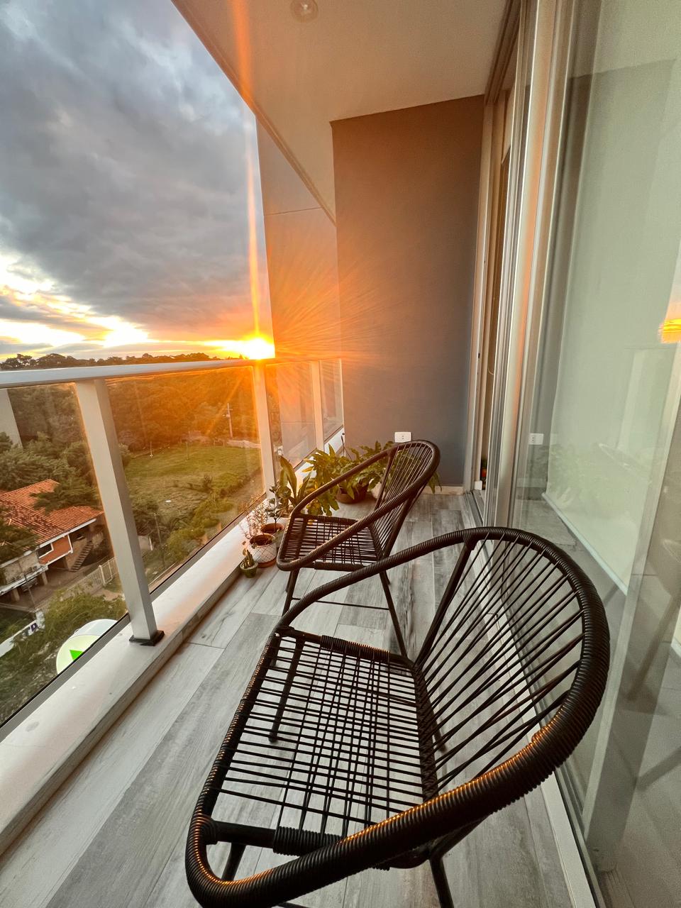 cd8d77ec 7a1f 44 keaNq