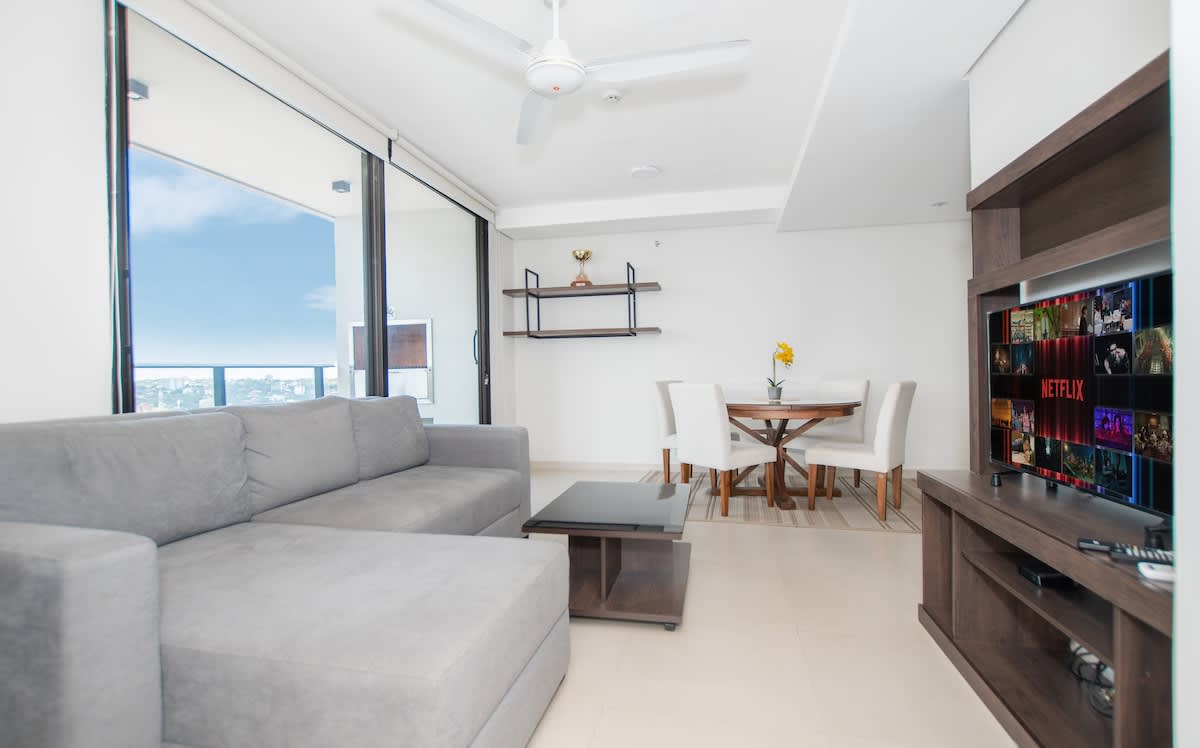 4922b84a c0f8 4f LFYJR