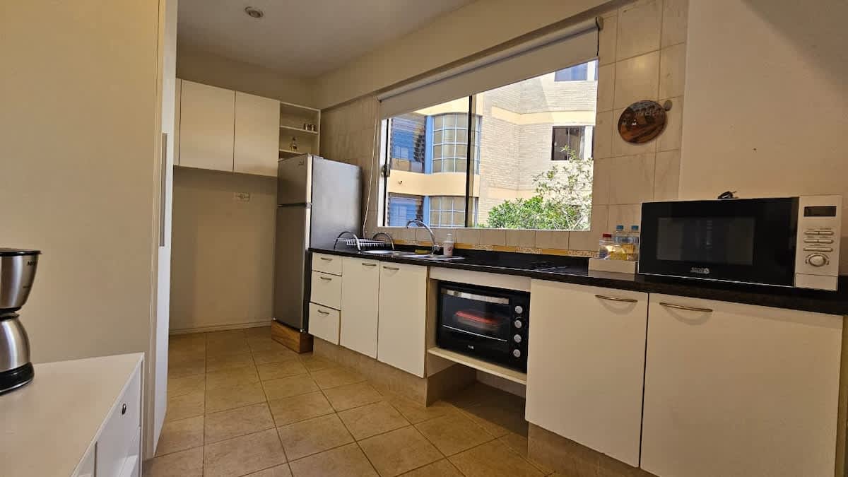 f318a208 4440 47 ltUj2