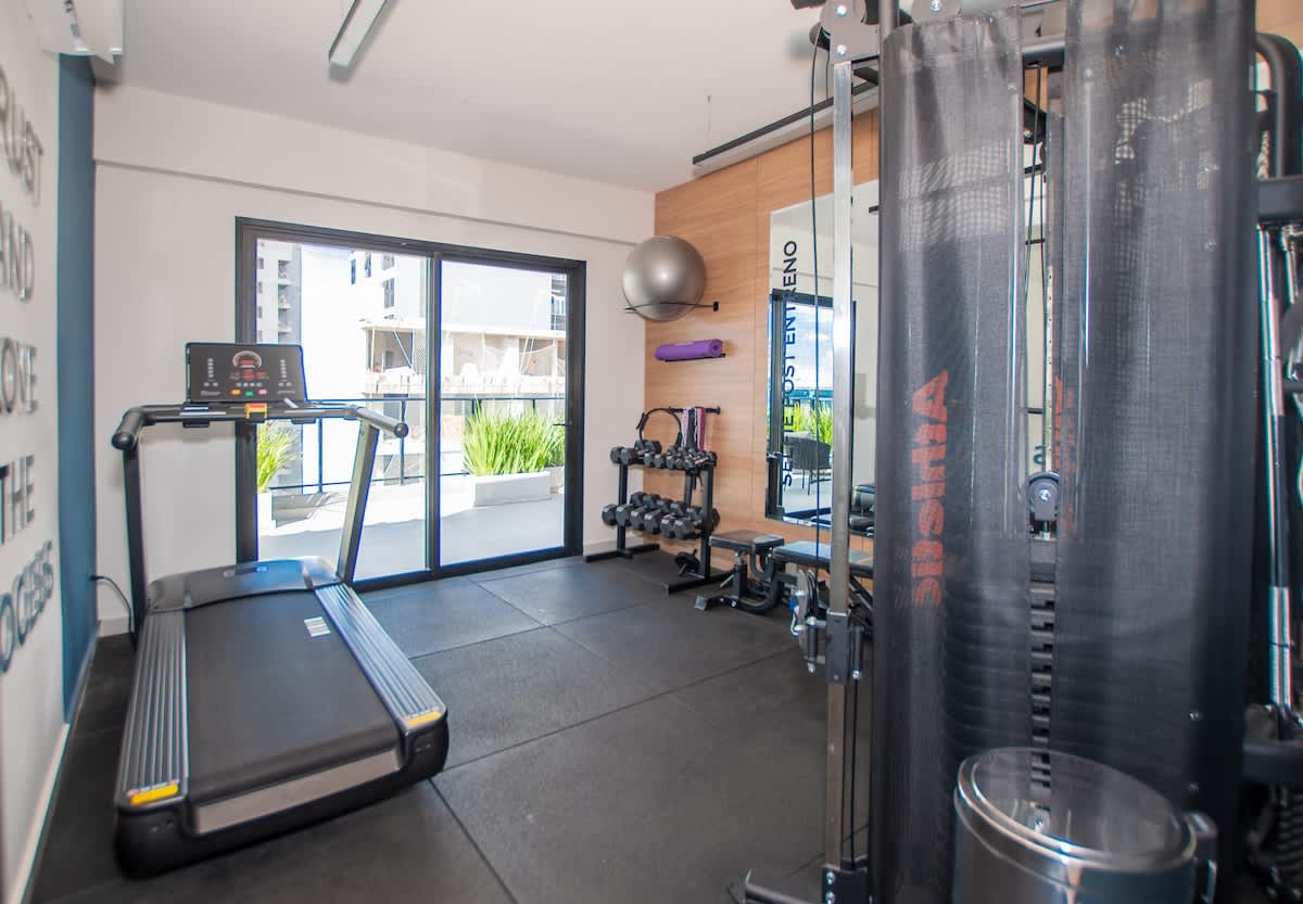 cdd5fedd 4932 4b CI2io