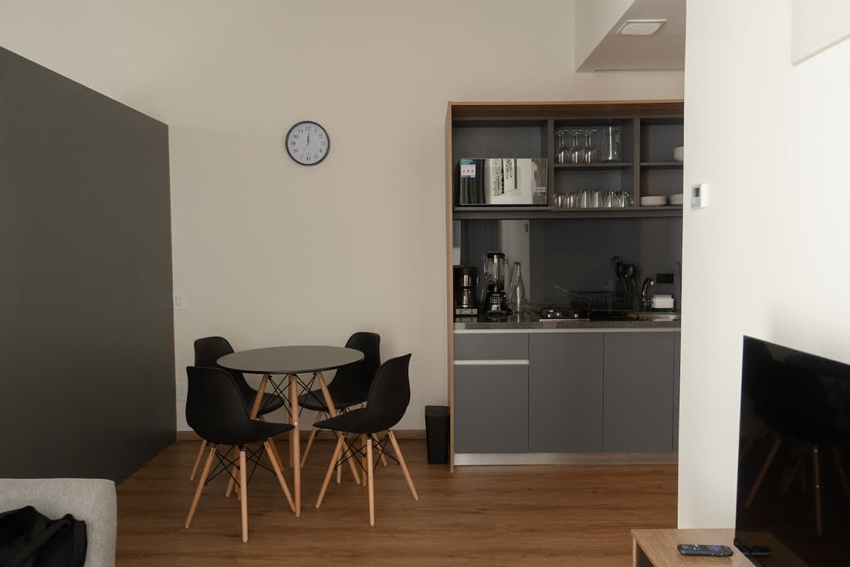 e4b44137 7286 4f jm1Fu