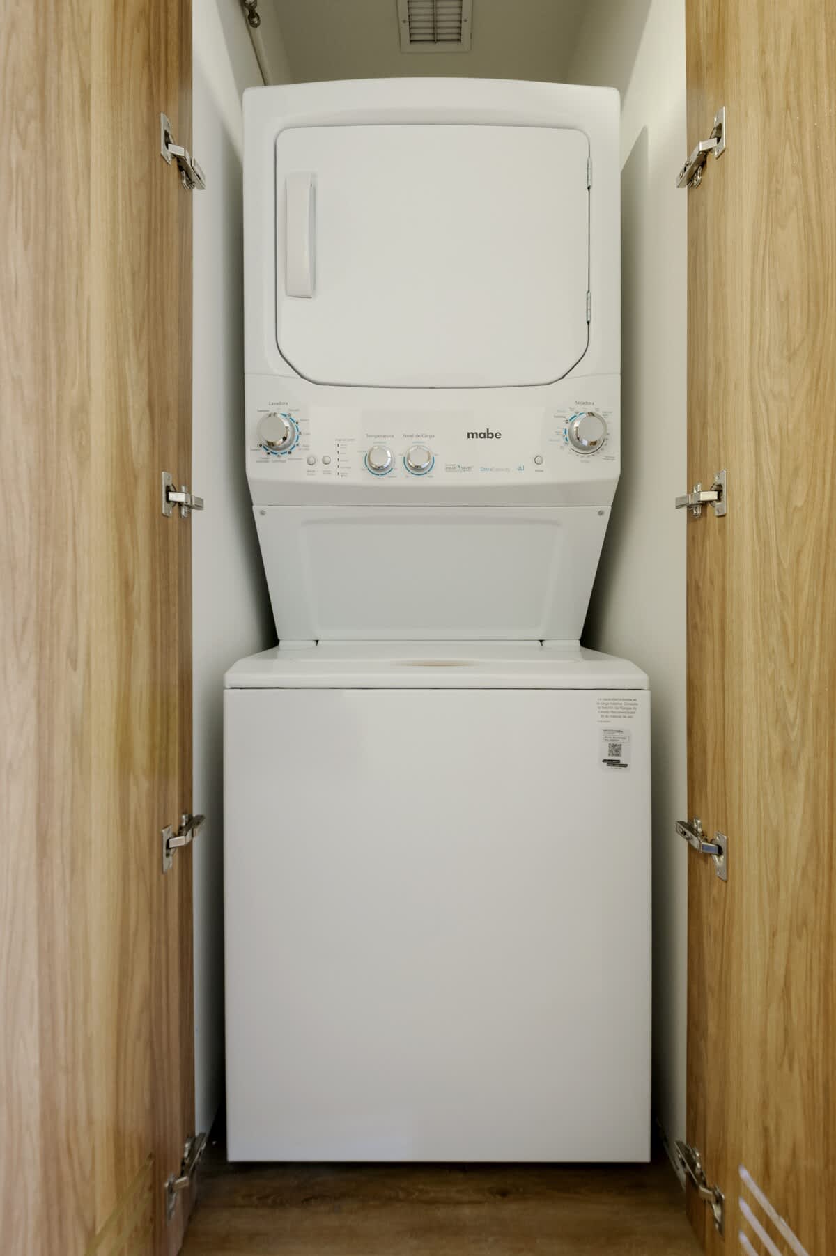 7545e010 d3ff 4c dBuQ