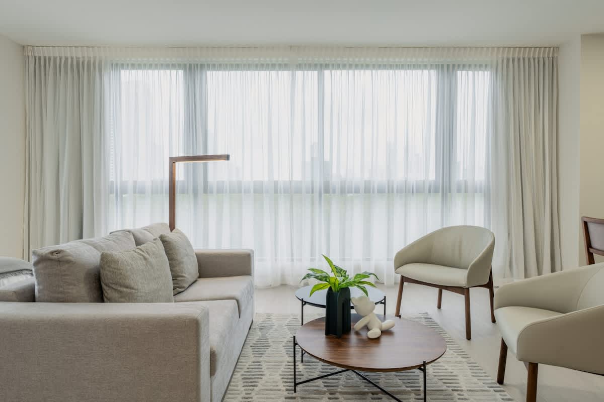 5df27975 7dbe 43 tYko