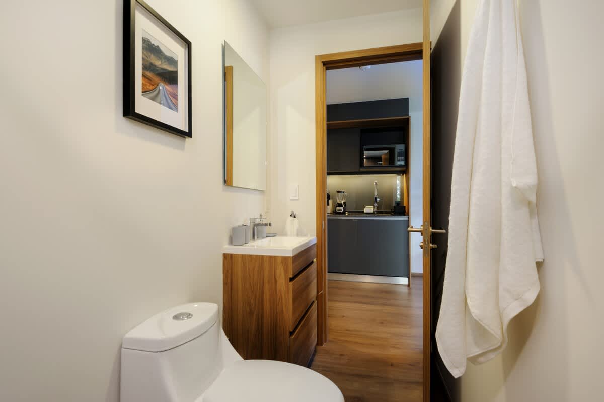 f26b7284 6f7f 46 aO g9