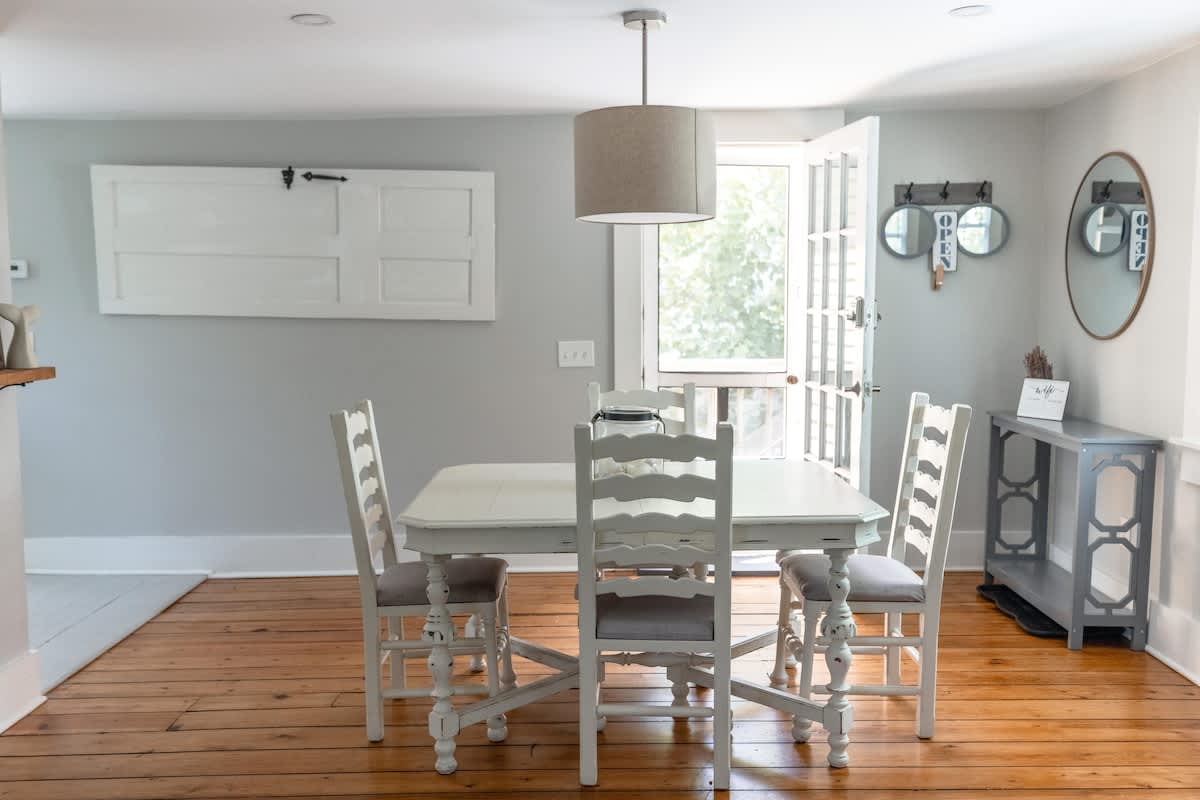 Walk to downtown and Broadway 3b — Newport, RI — vacation rental