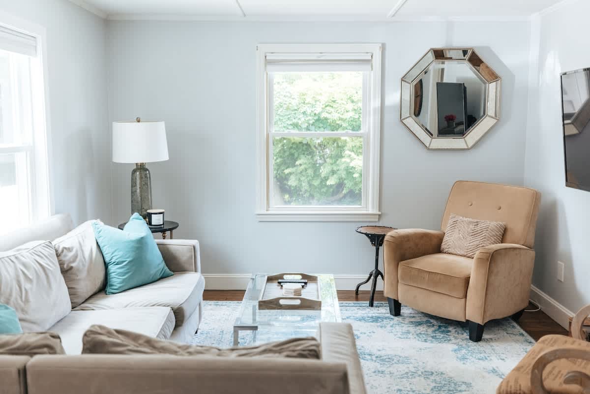 Newly Renovated 2BR/1BA | Walk to Beach & Thames — Newport, RI — vacation rental