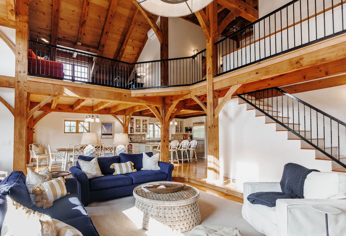 High-End Coastal Country Retreat- Main House — Middletown, RI — vacation rental