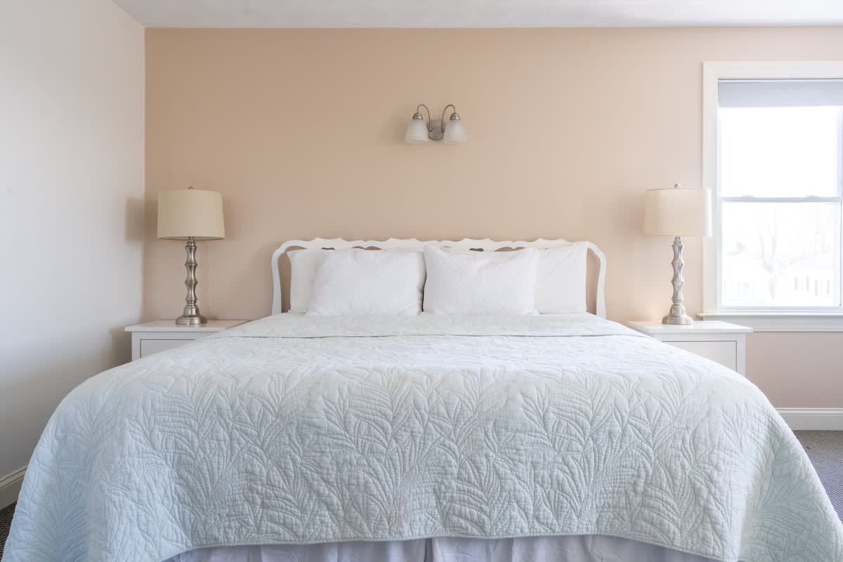 #7 | Comfy Room w/ King-bed — Middletown, RI — vacation rental