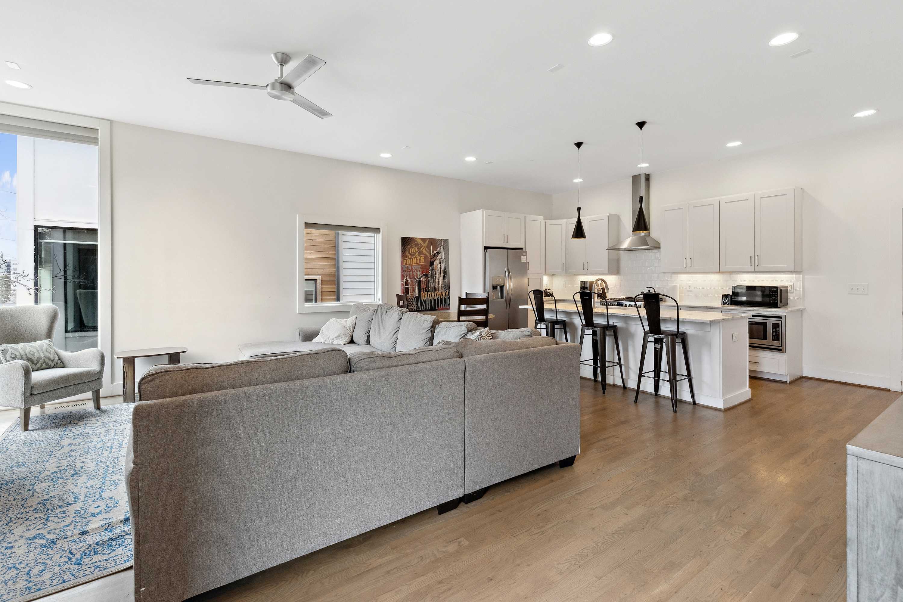 Modern Nashville Getaway – Close to Broadway — Nashville, TN — vacation rental