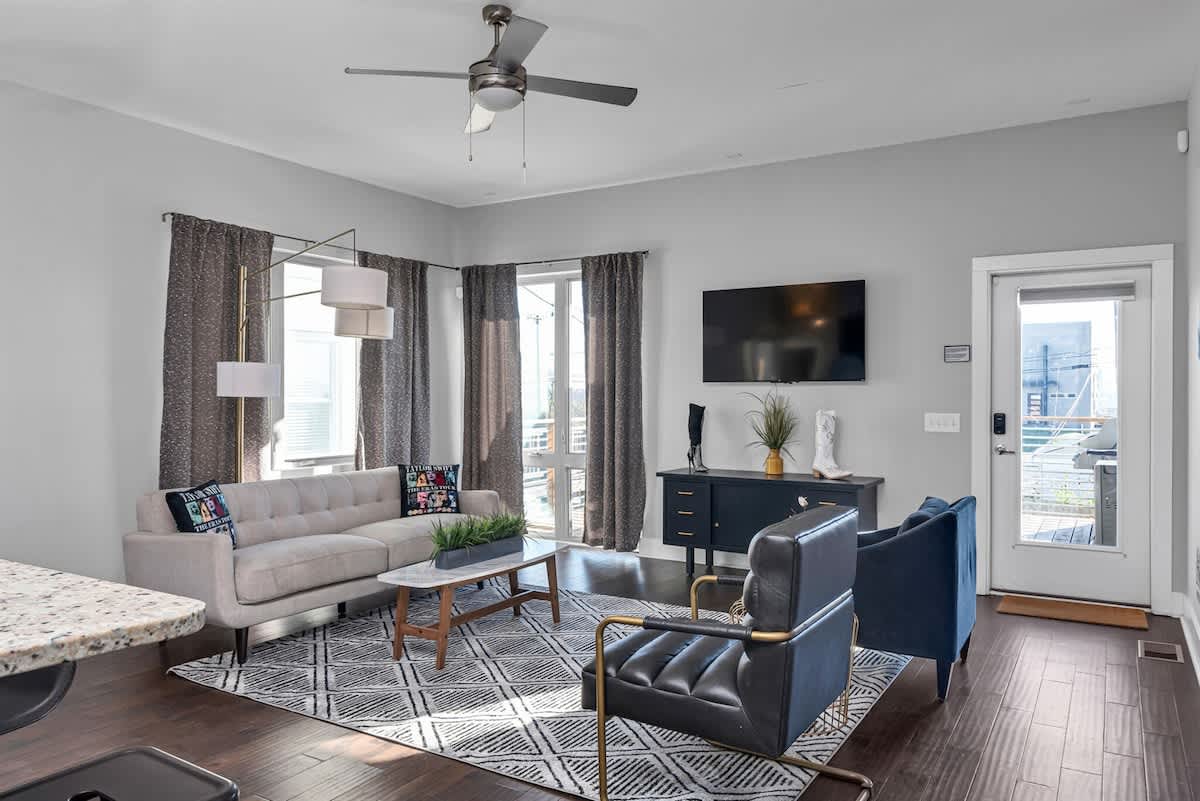Nashville Retreat • Rooftop Skyline Views — Nashville, TN — vacation rental