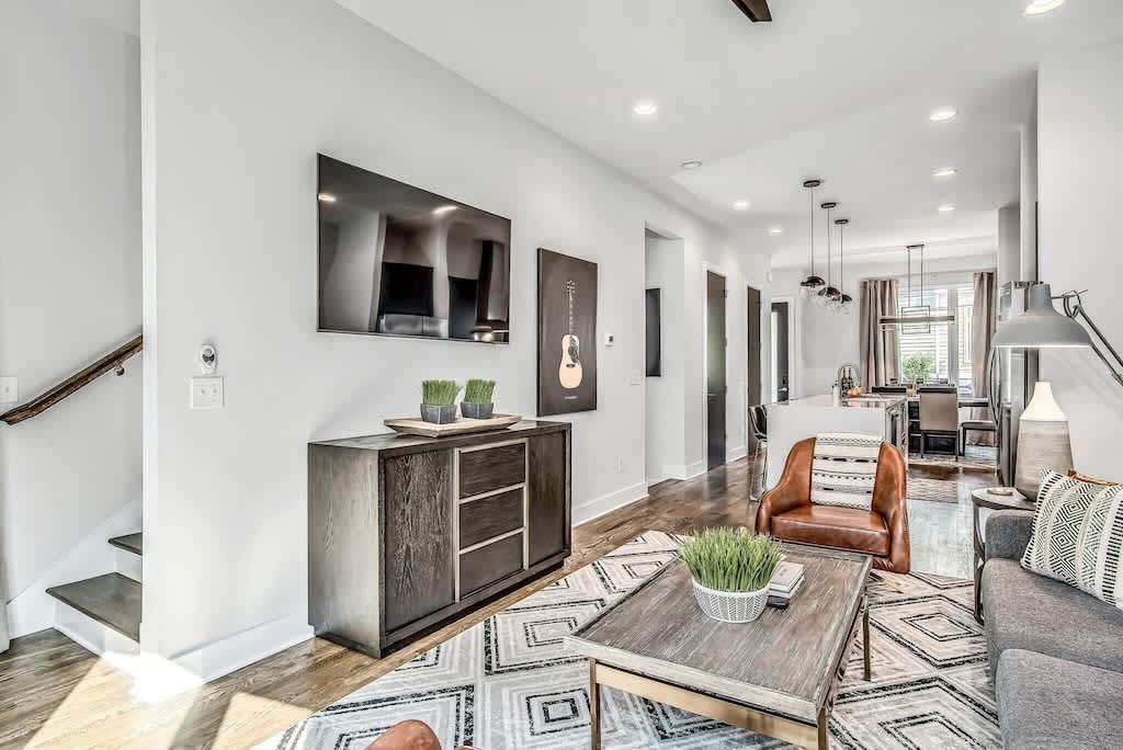 Nashville Cowgirl Stay – Rooftop Views — Nashville, TN — vacation rental