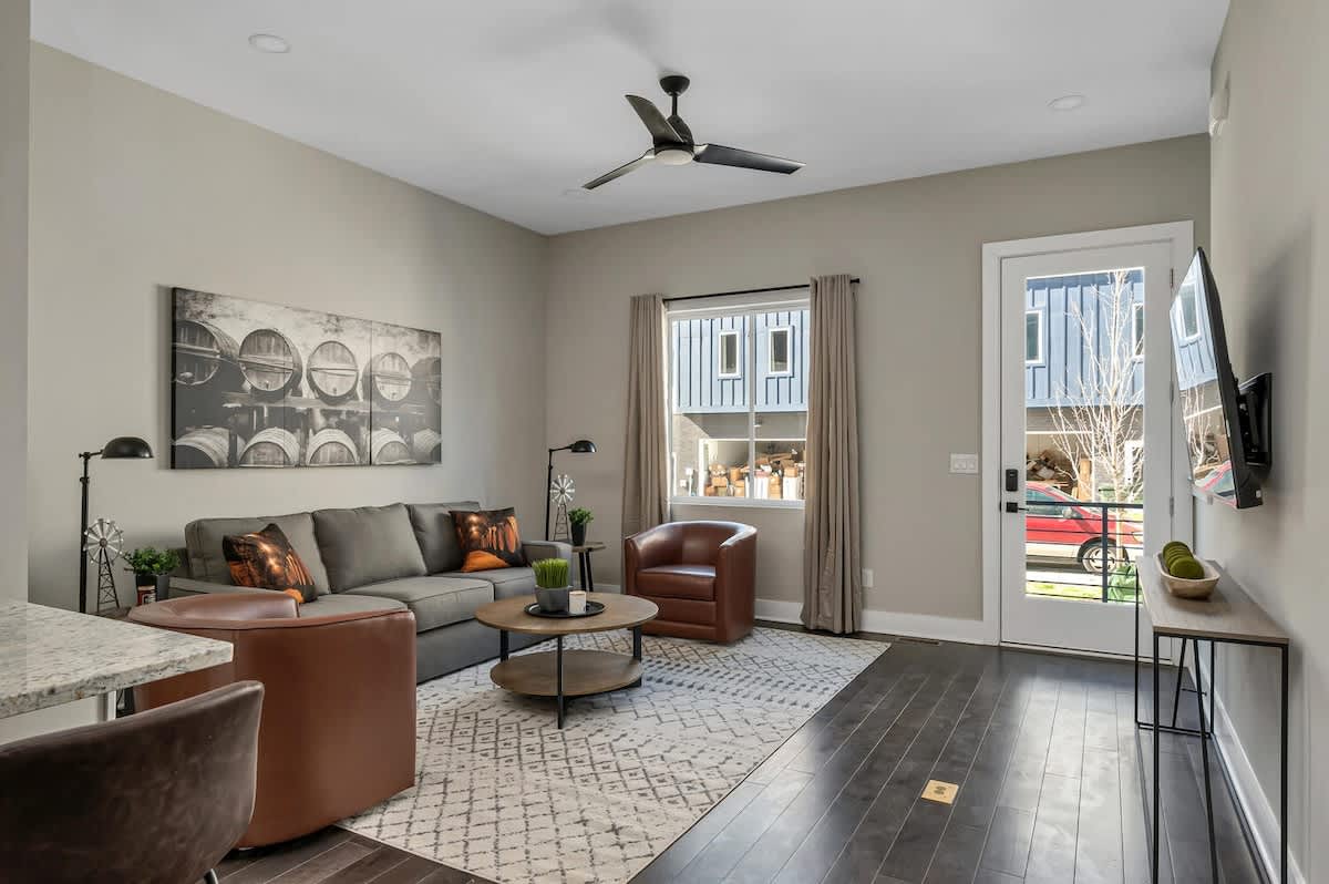 2 Luxe New Homes • Side-by-Side • Sleep 24 — Nashville, TN — vacation rental