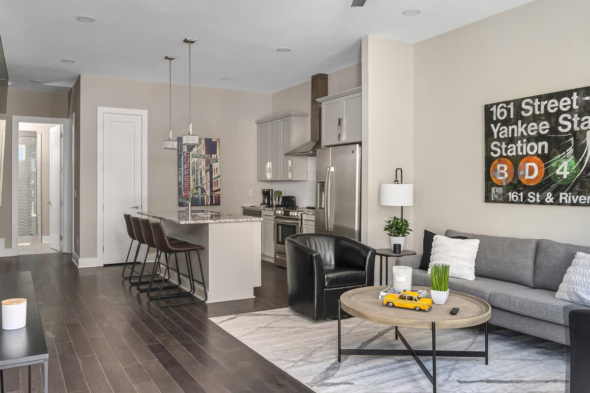 Nashville Luxe Stay • Views & Hot Tub — Nashville, TN — vacation rental