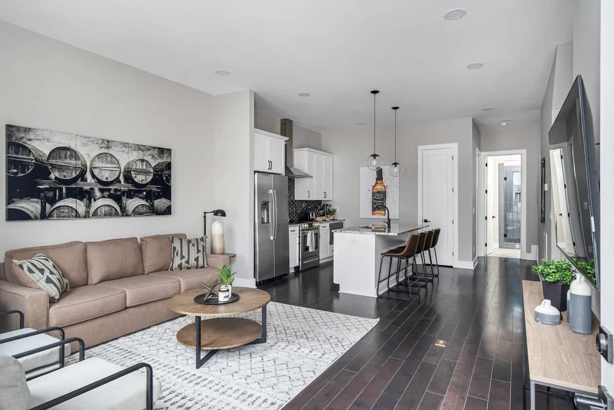 Luxe Nash Getaway • Rooftop & Hot Tub — Nashville, TN — vacation rental