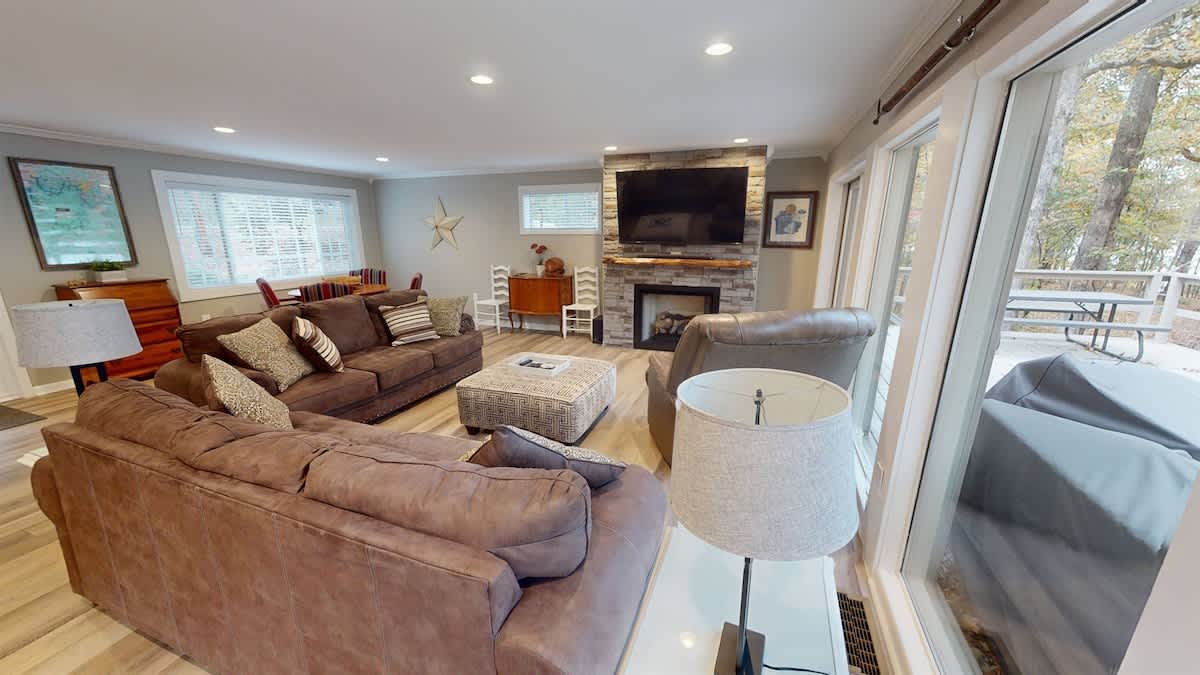 Lakefront Haven • Dock, Fishing, Swim — Cadiz, KY — vacation rental