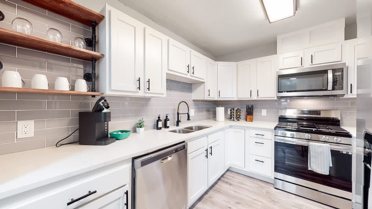 Lovely 3 King Bed Home Near VA & Anschutz Hospital