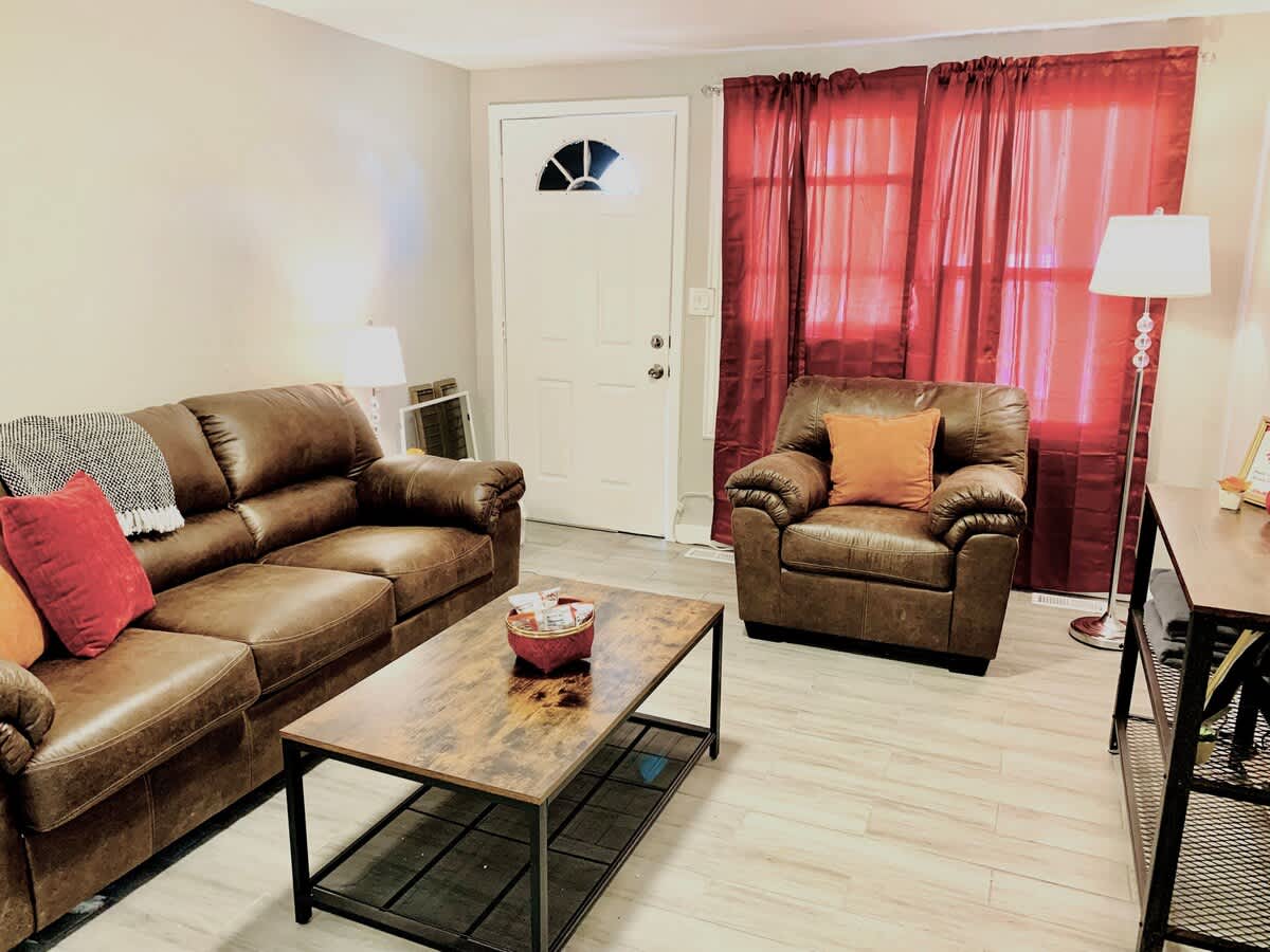 Convenient & Affordable 1-Bedroom | Great Location!