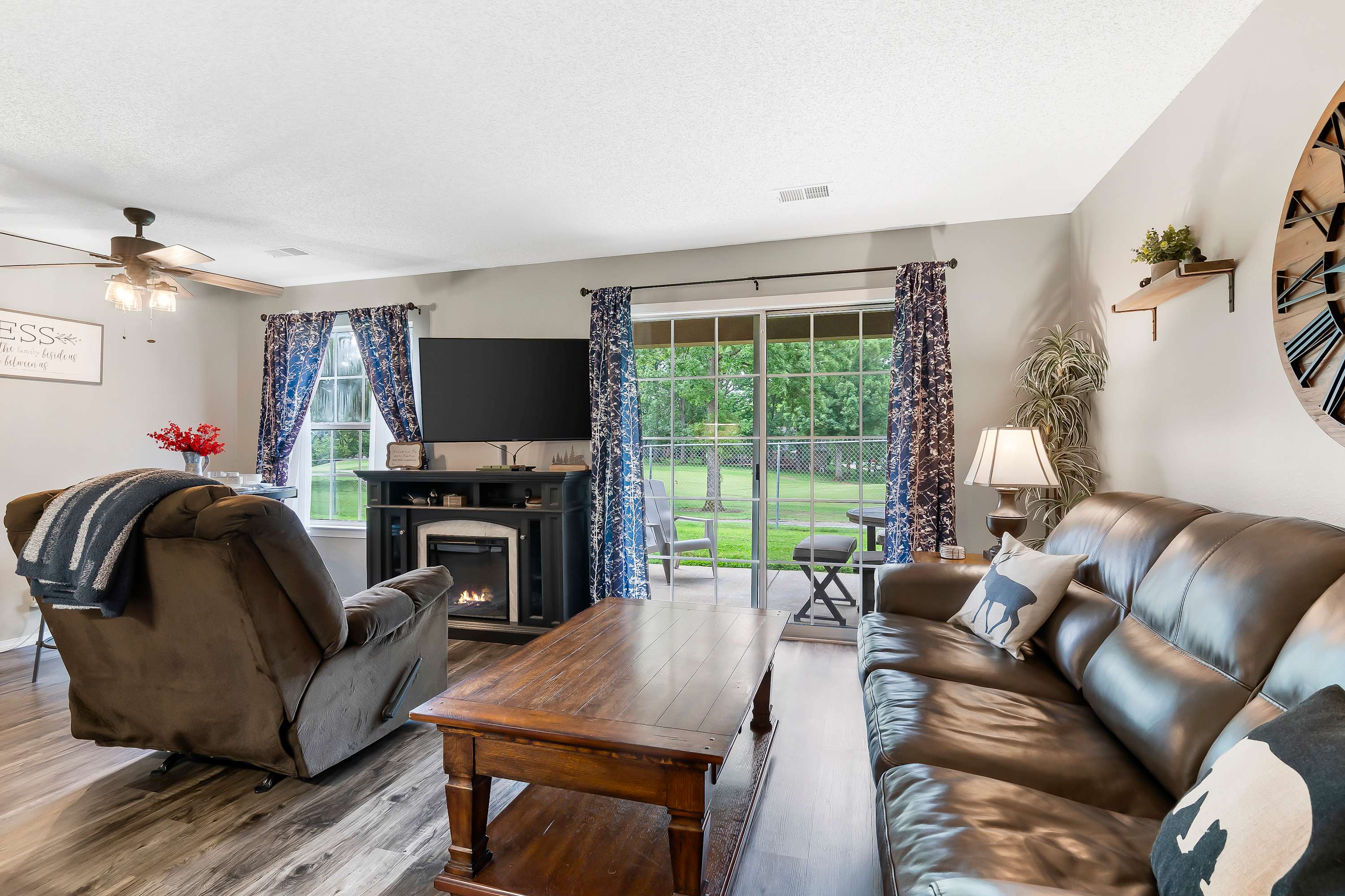 Fallcreek Haven - A Chic Retreat