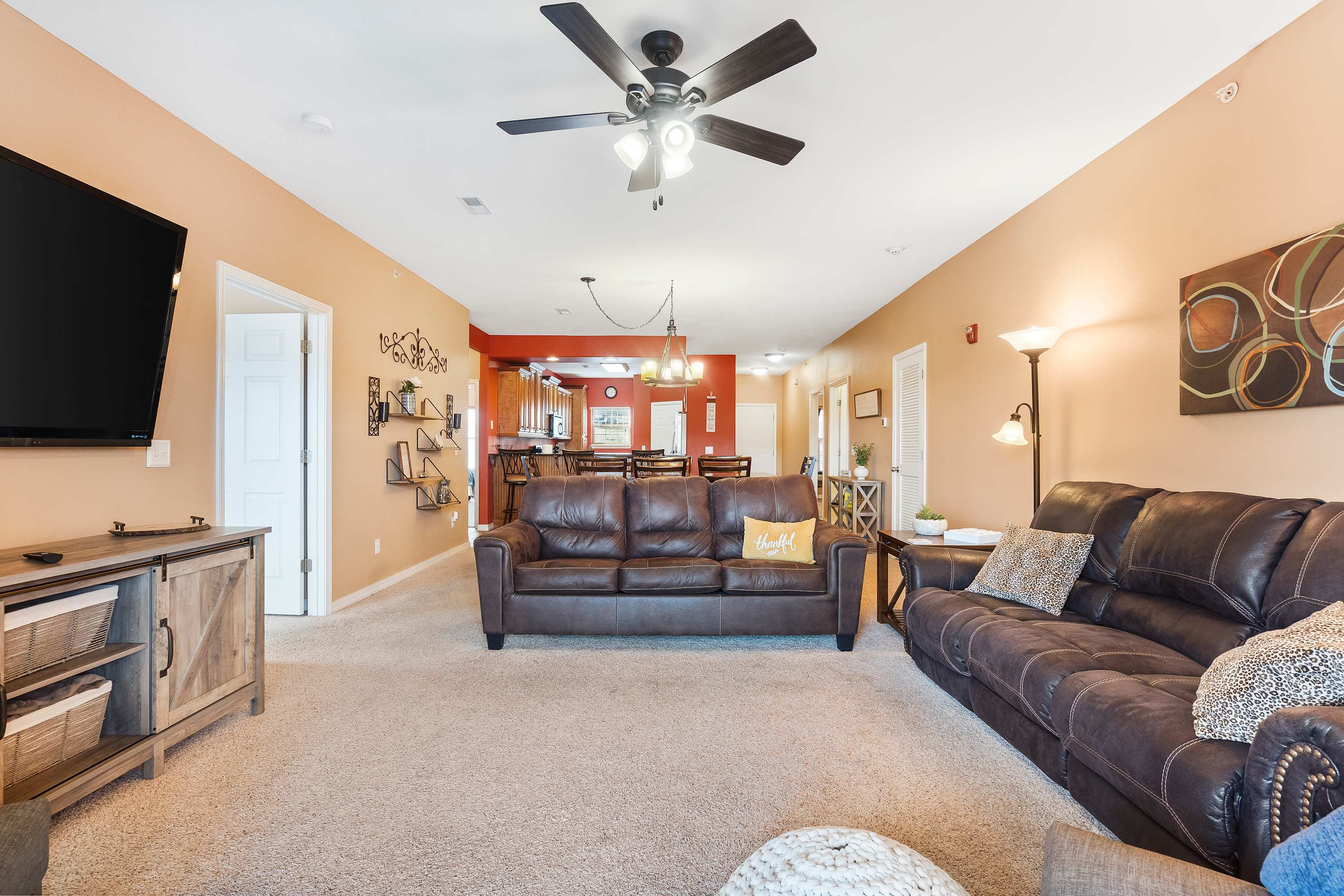 Rockwood Lakeview Getaway - Incredible Location!