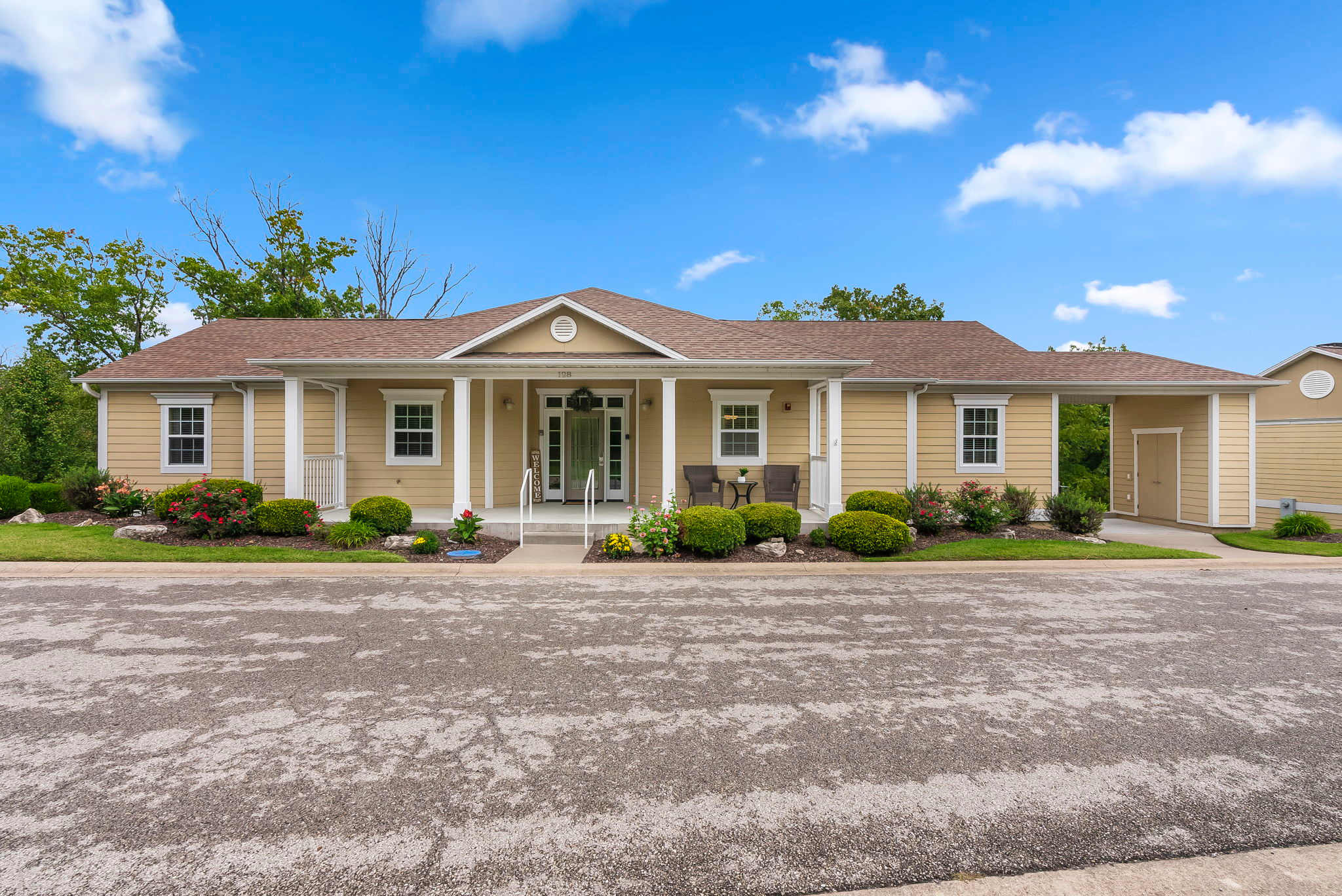 Welcome to Villa at the Hills!