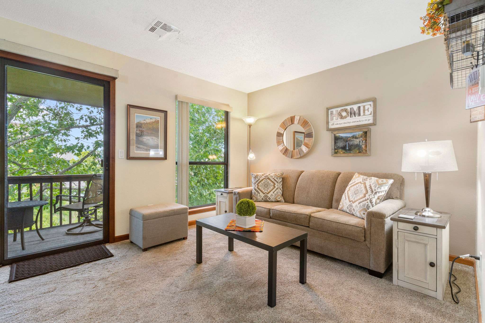 The Cozy Place - Pointe Royale Condo - Perfect for Couples!