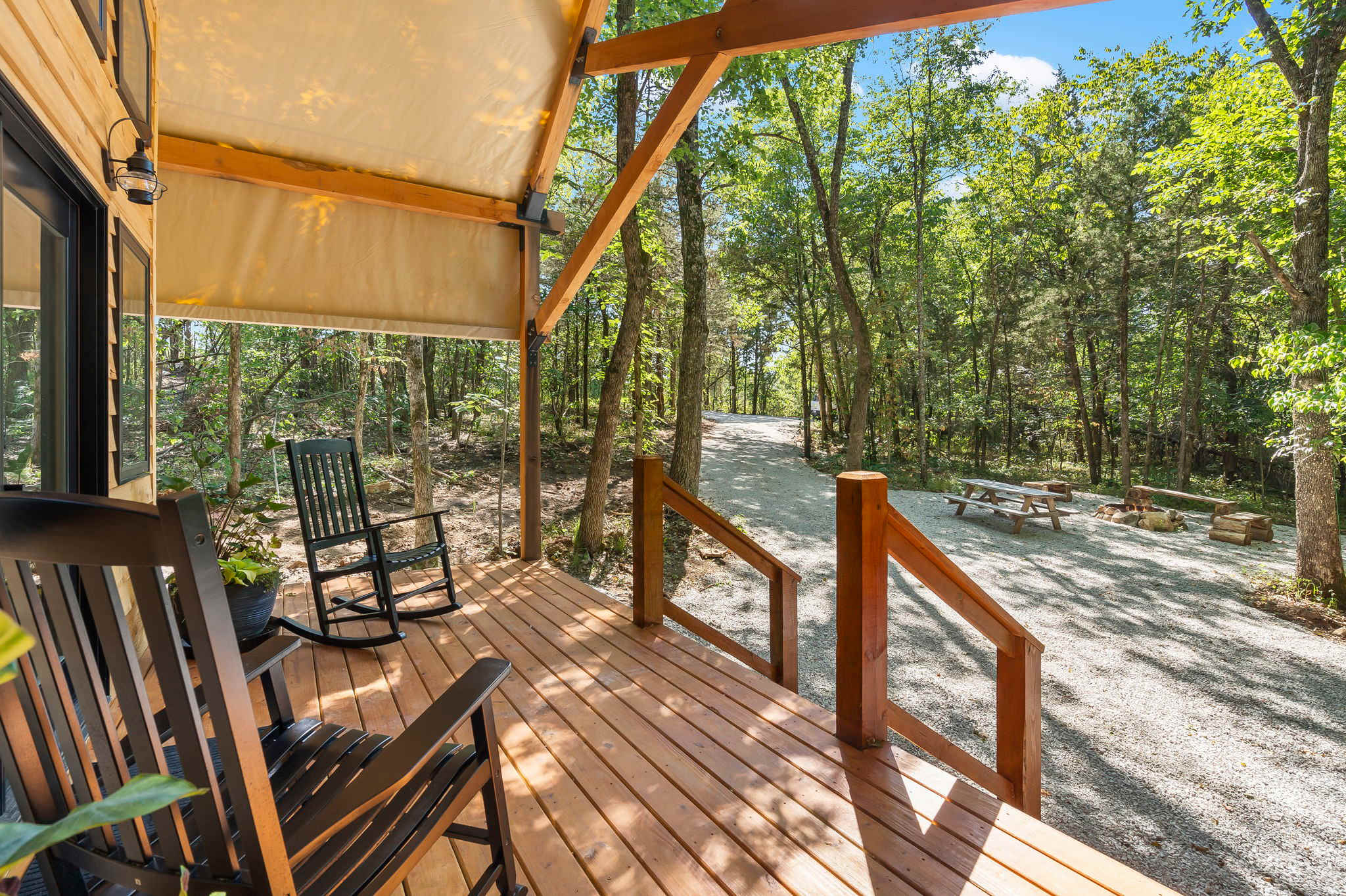 Unit 1 Relaxing outdoor rocking chairs