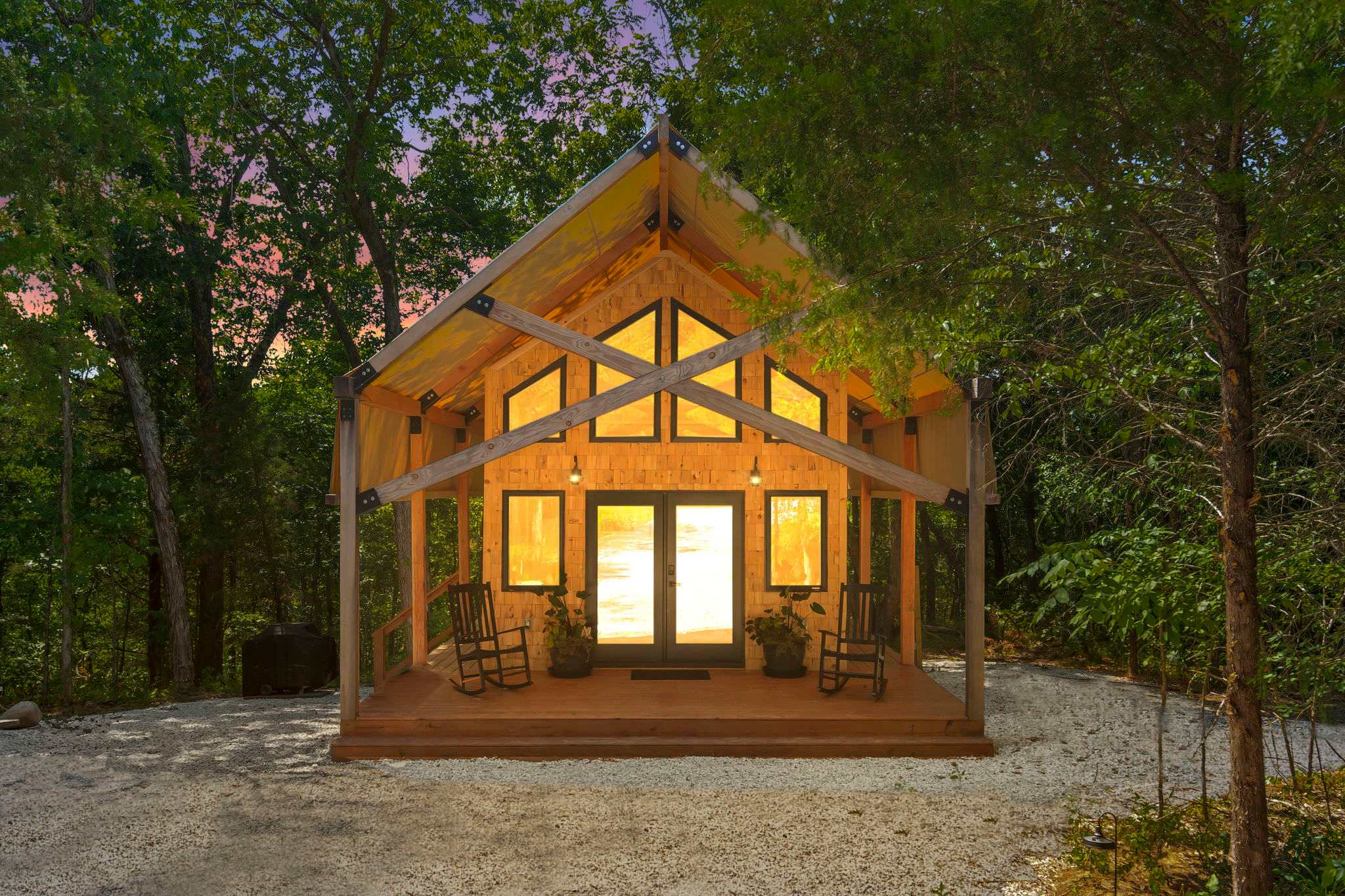 Cedar Creek - Glamping in the Ozarks!