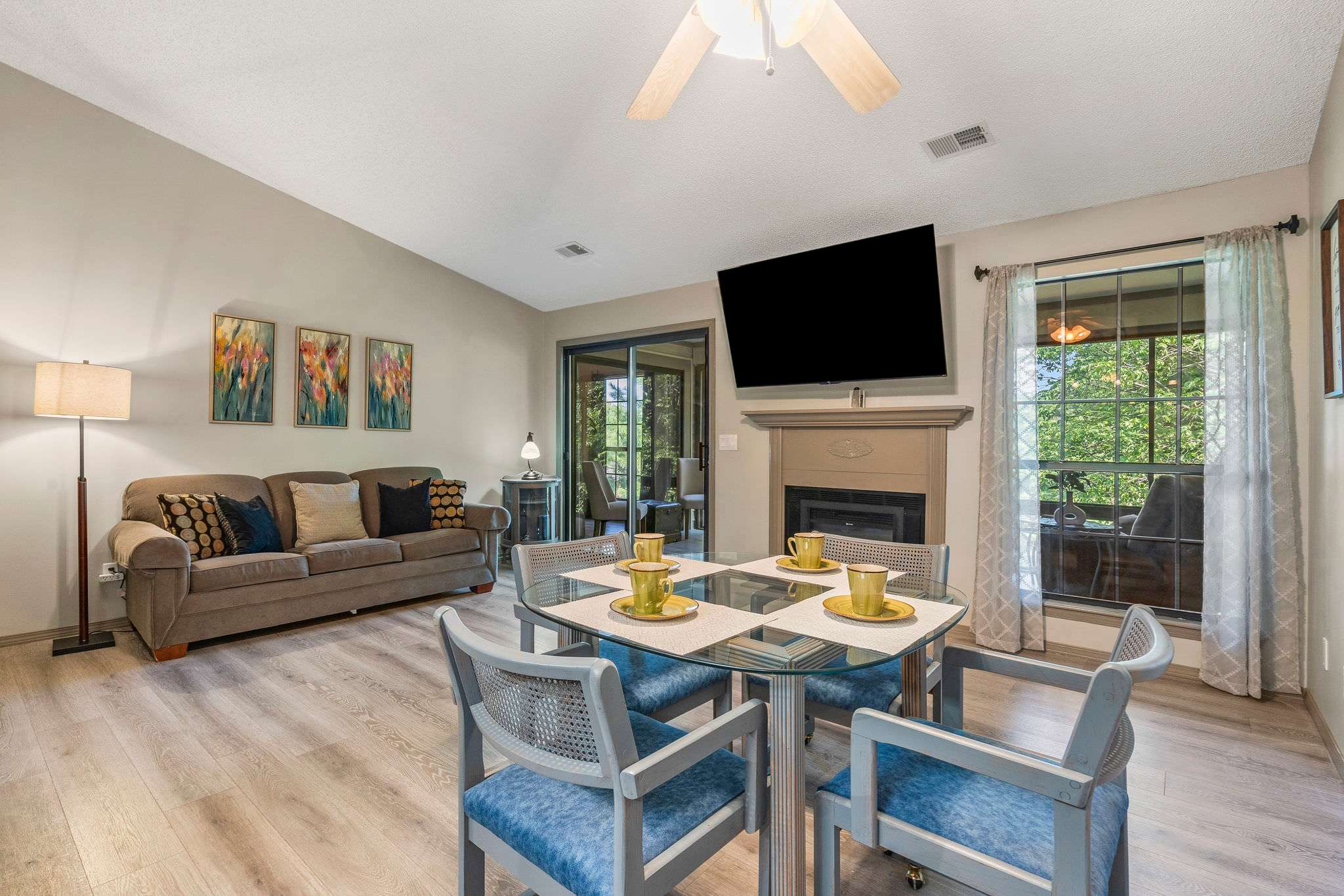 Golf View Peek-A-Boo