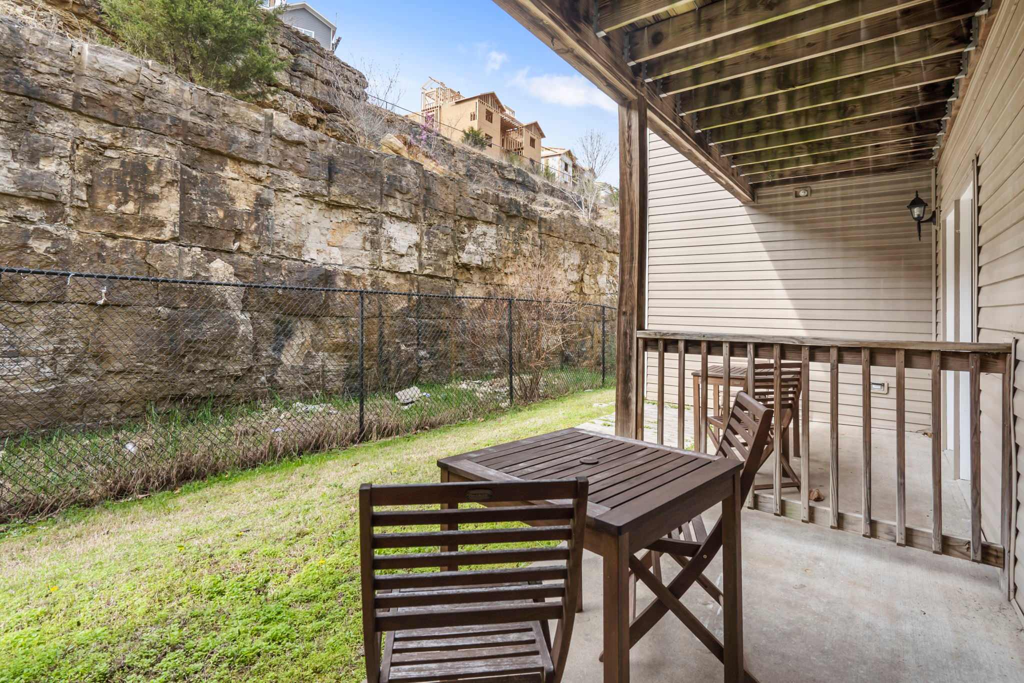 The Moab and Country Farmhouse Duo - Table Rock 4