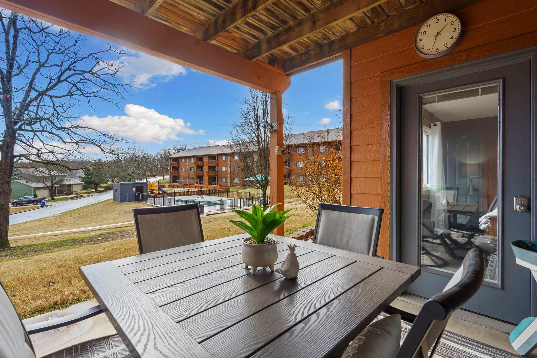 Pool View on Avondale - Walk Out Patio