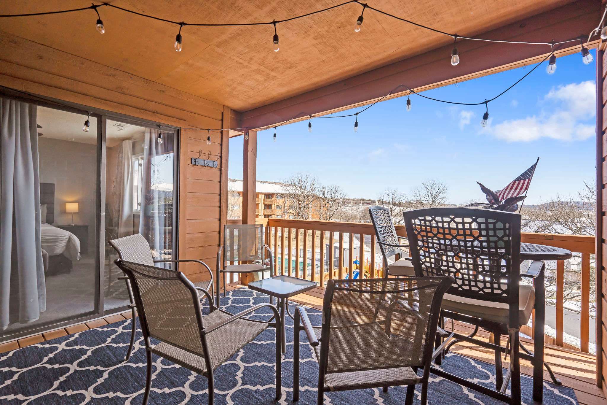 Poolside Oasis at the Pointe - 2BR Condo Minutes From Table Rock Lake