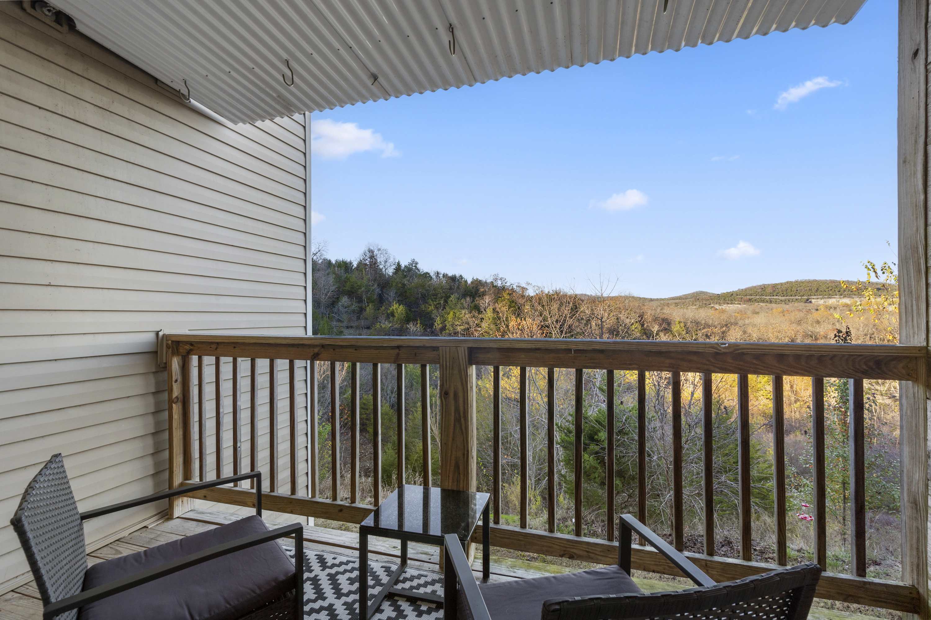 New Listing Vineyard Valley Views - Balcony 4