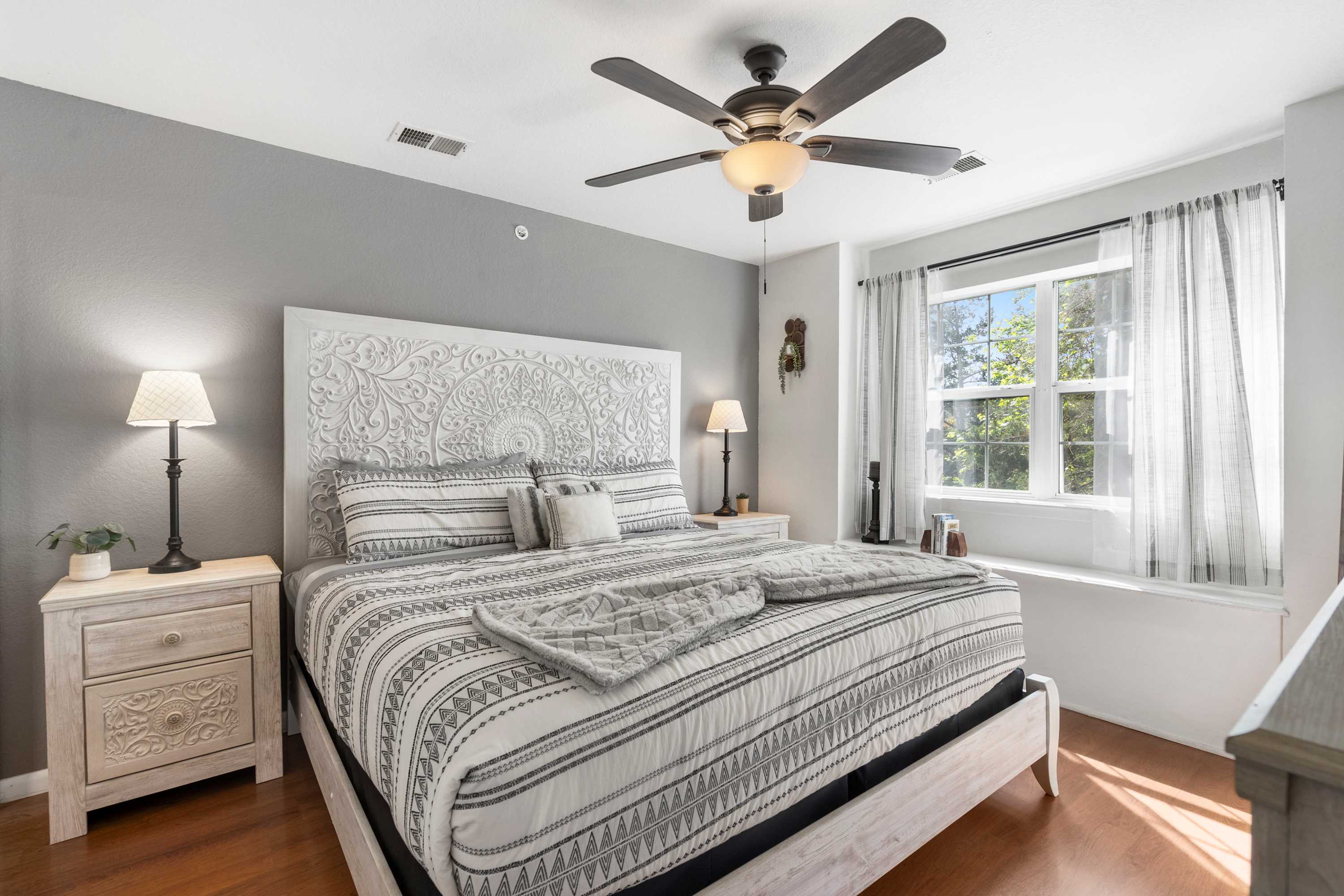 Bedroom #2 King Bed with En-Suite