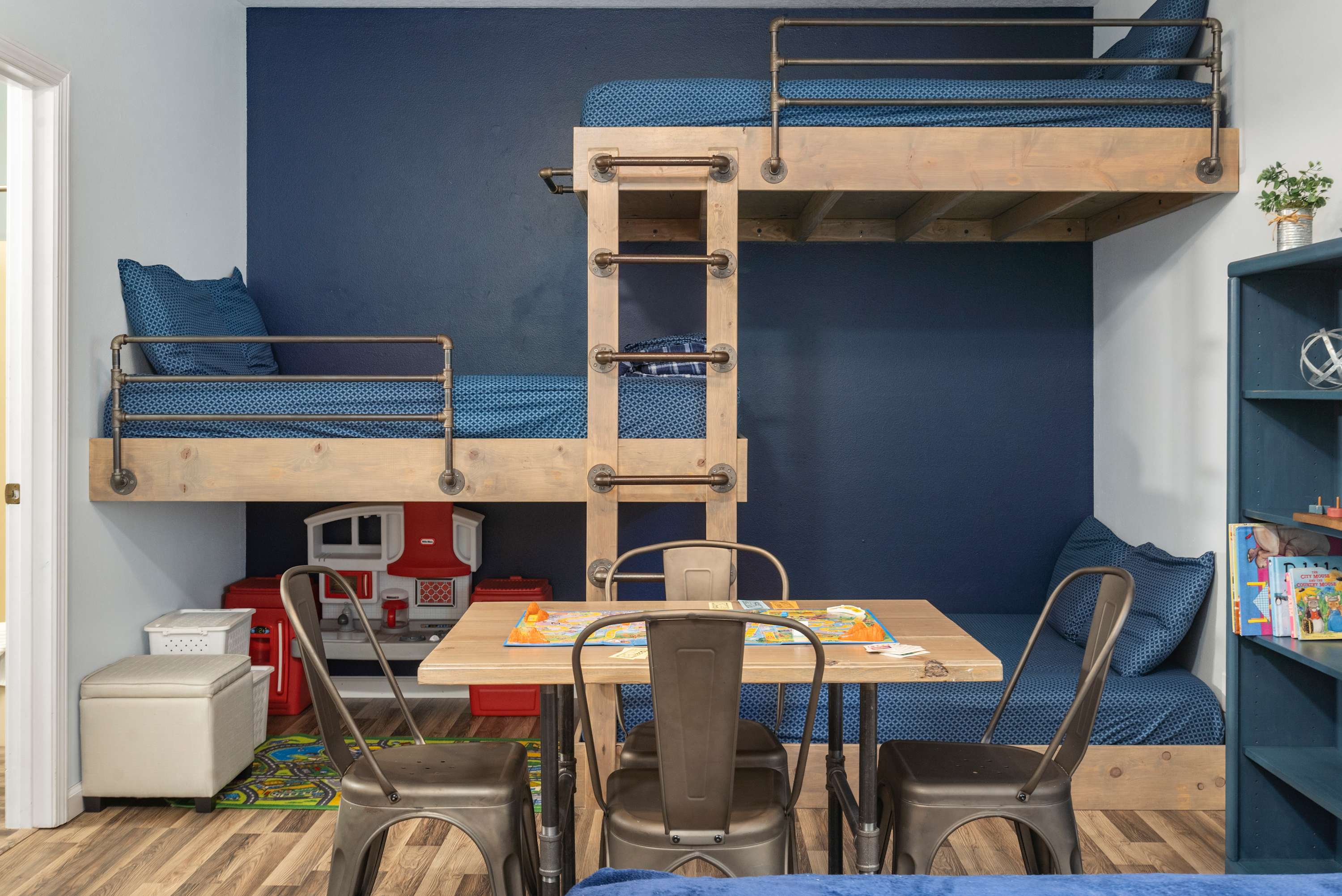 Bedroom #1 with 4 Full Size Beds