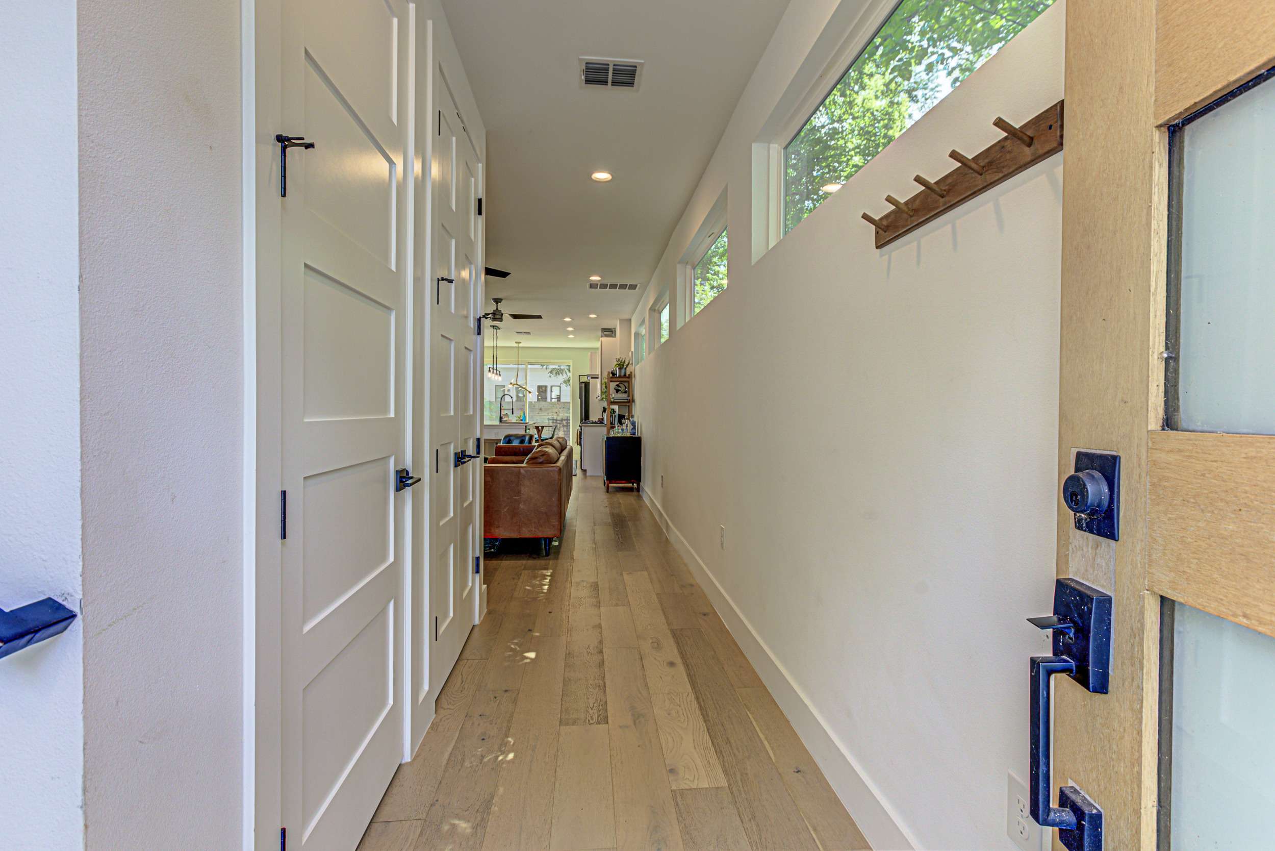 Private Backyard, Short & Long Stays in East ATX 6