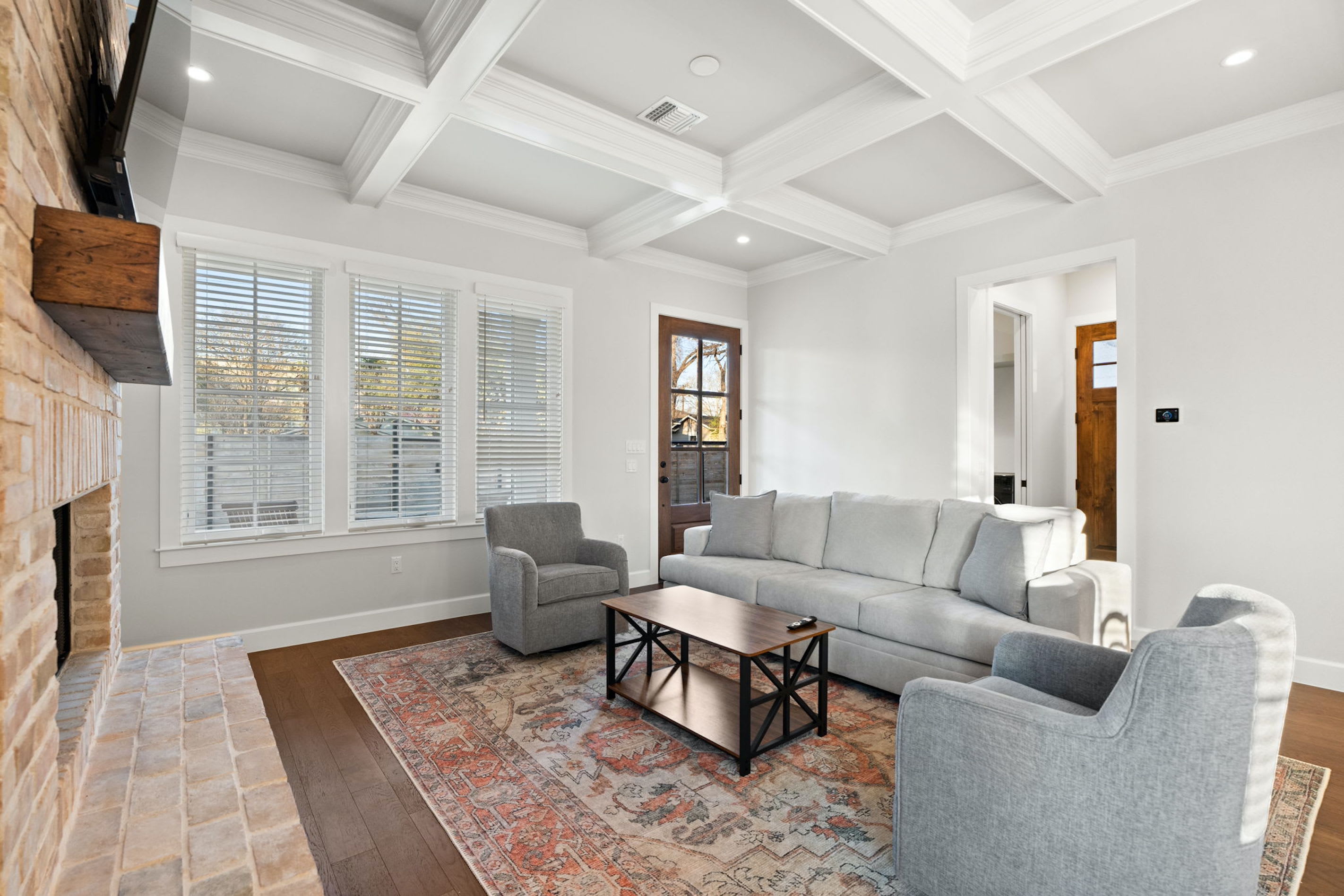 5 Bedroom Walkable to East Austin 7