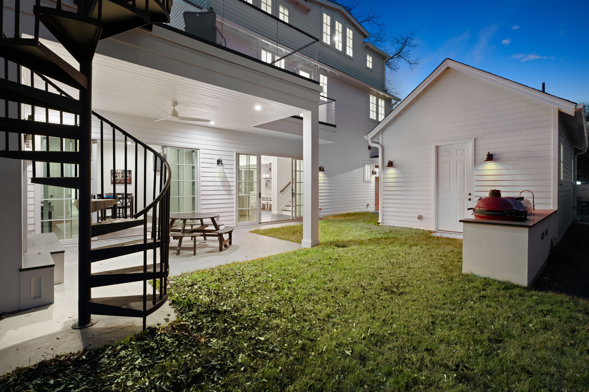 5 Bedroom Walkable to East Austin 4