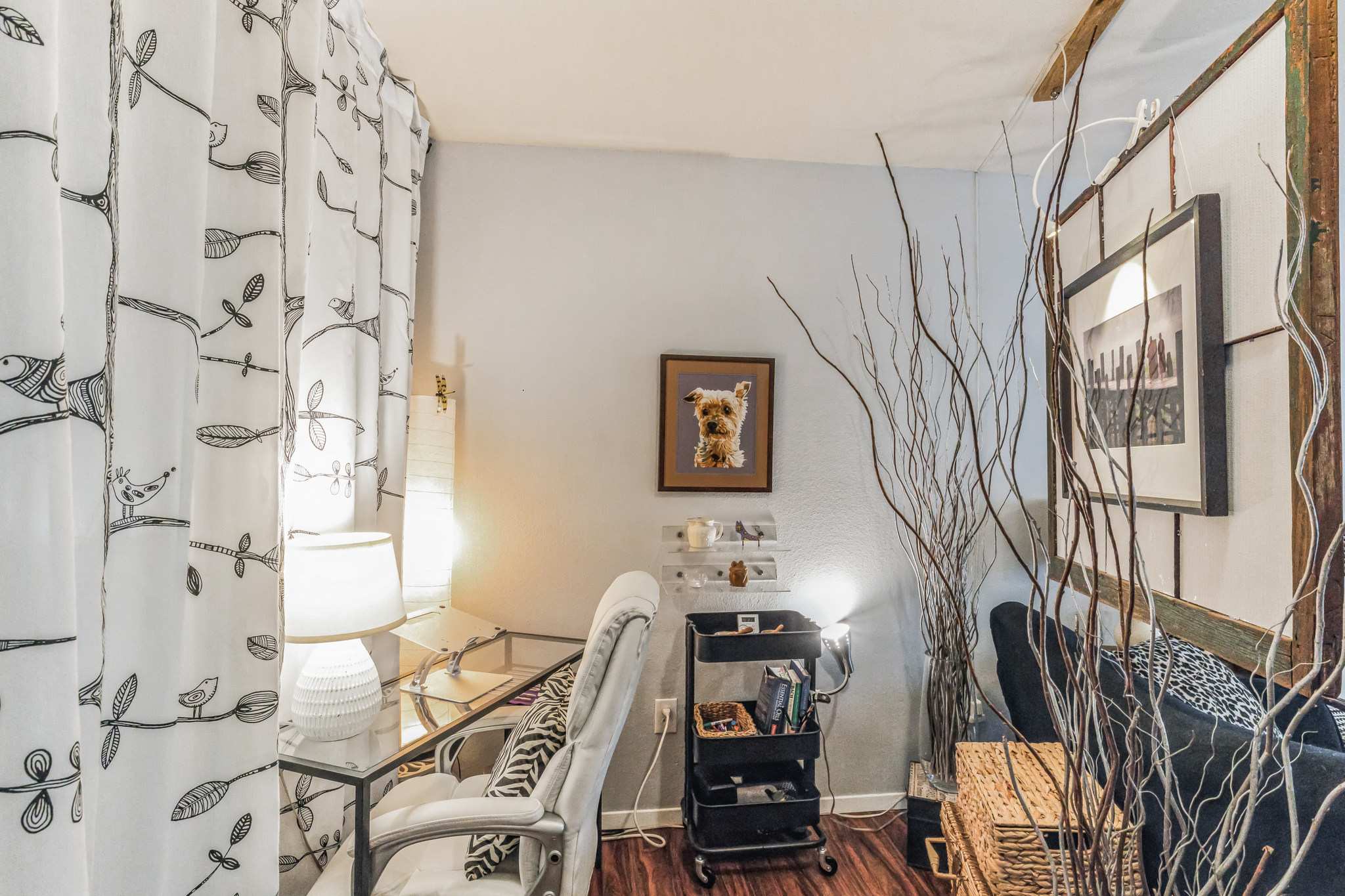 Cozy Retreat in Central East Austin 4