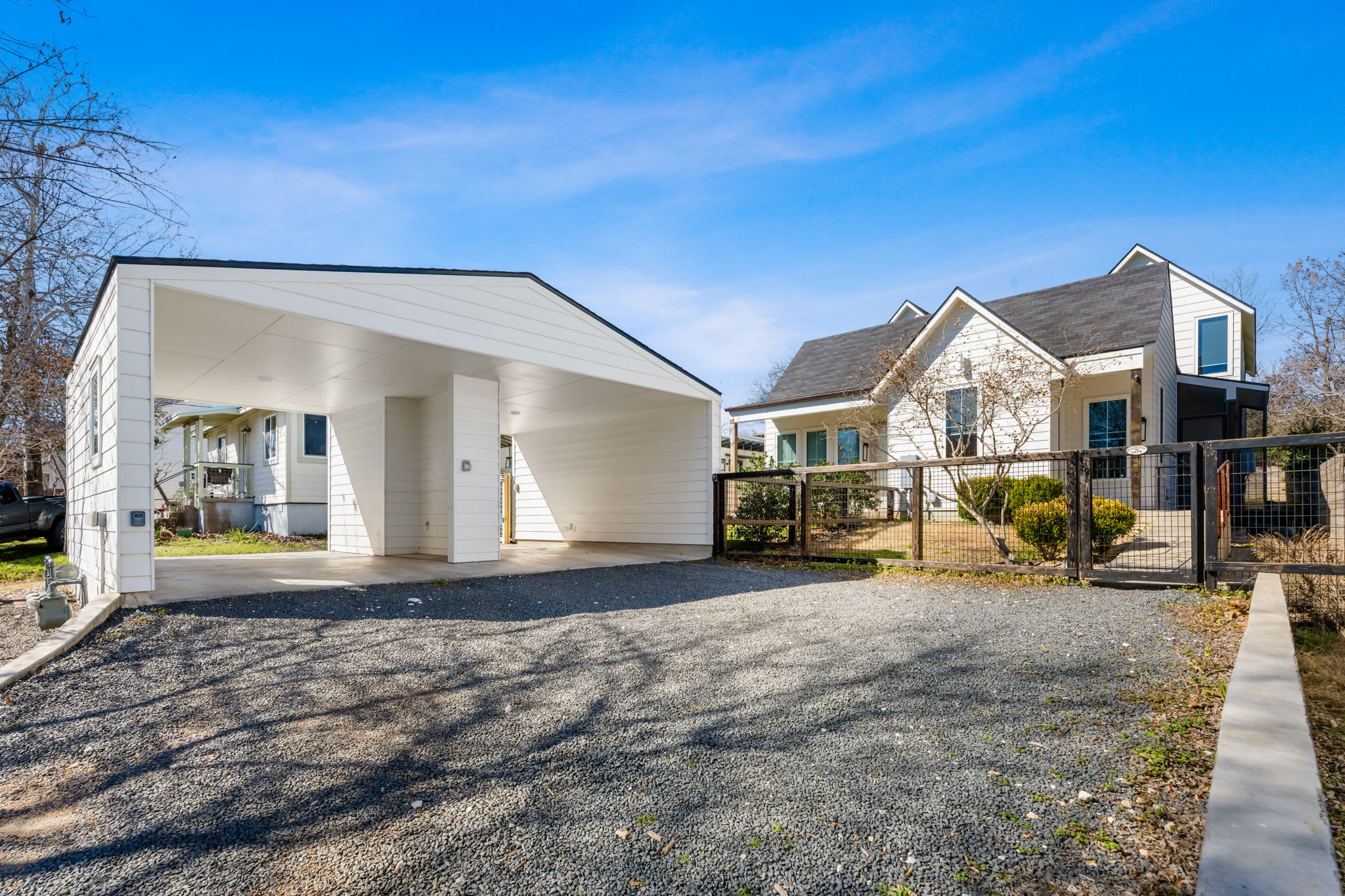 Trendy 3 bedroom in South Austin! Pet Friendly! 7