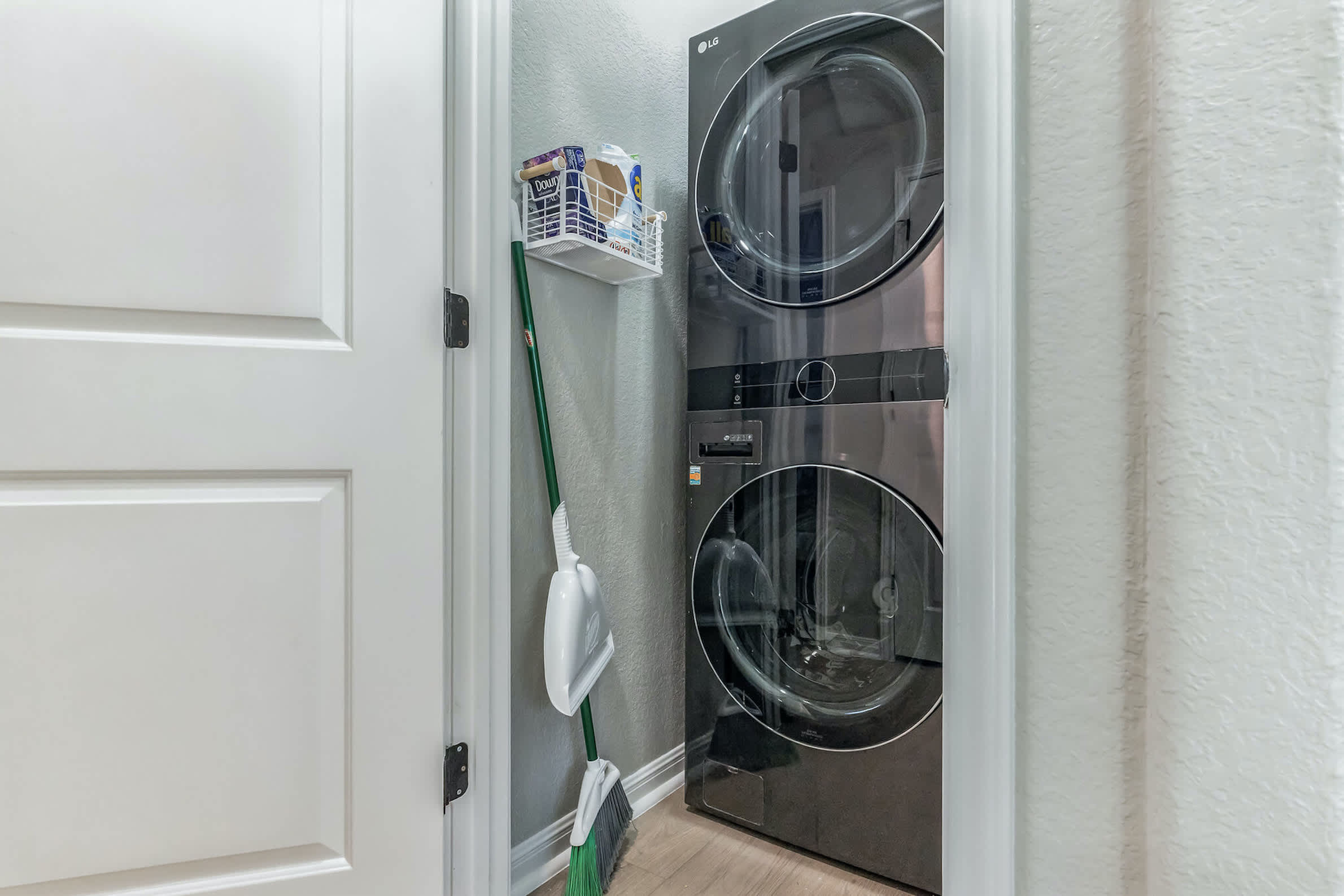 Retreat in Bouldin Creek, Walkable to restaurants 8