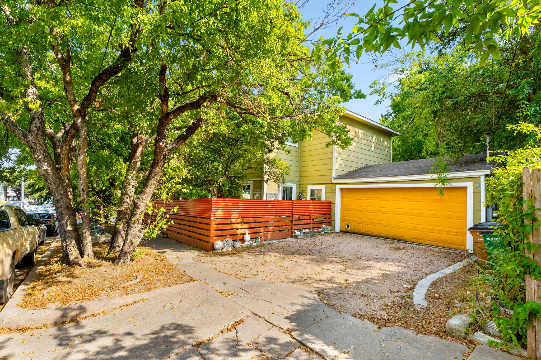 Eclectic 3 Bedroom Block from South Congress! 8