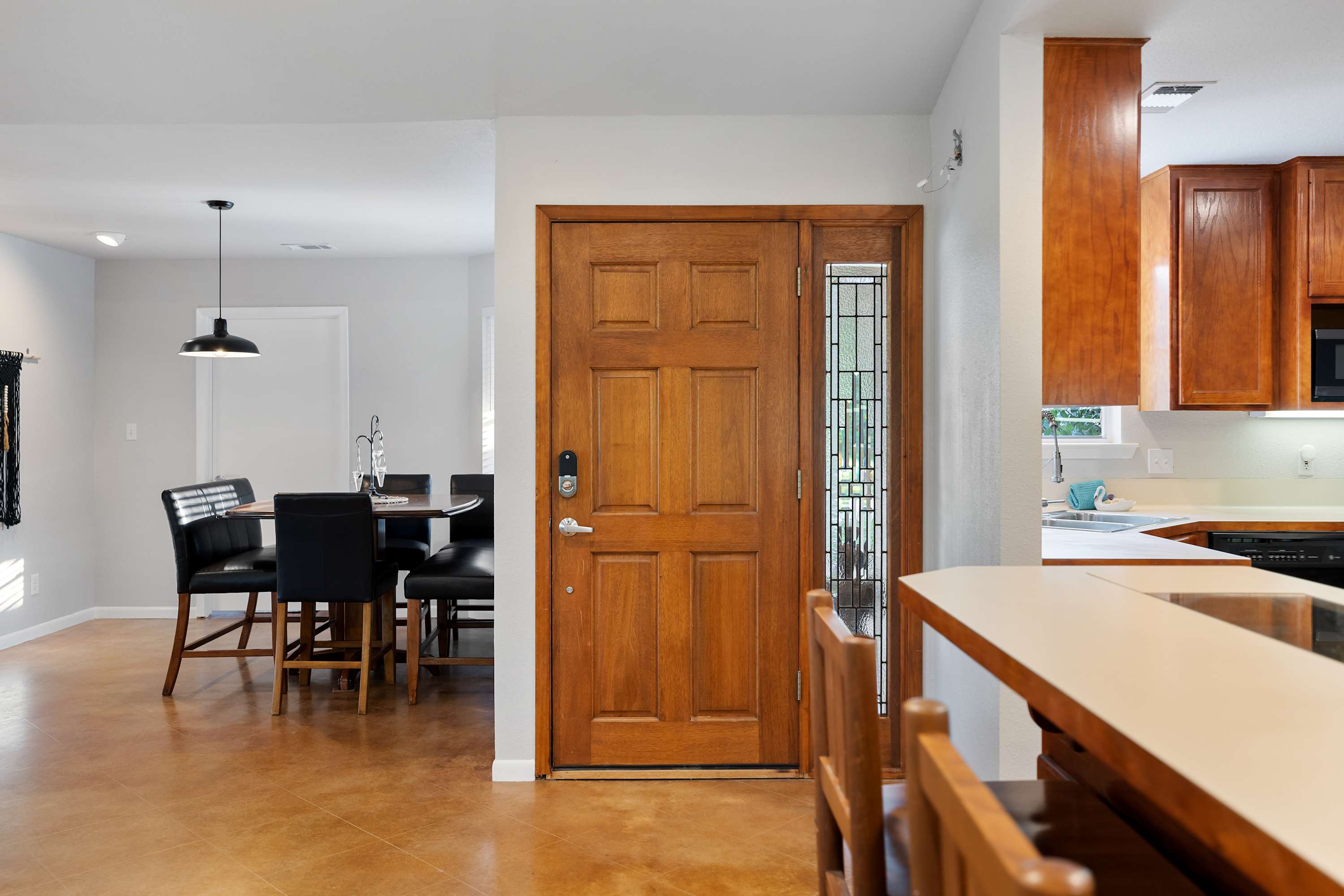 Pet-Friendly Marble Falls Home! 4