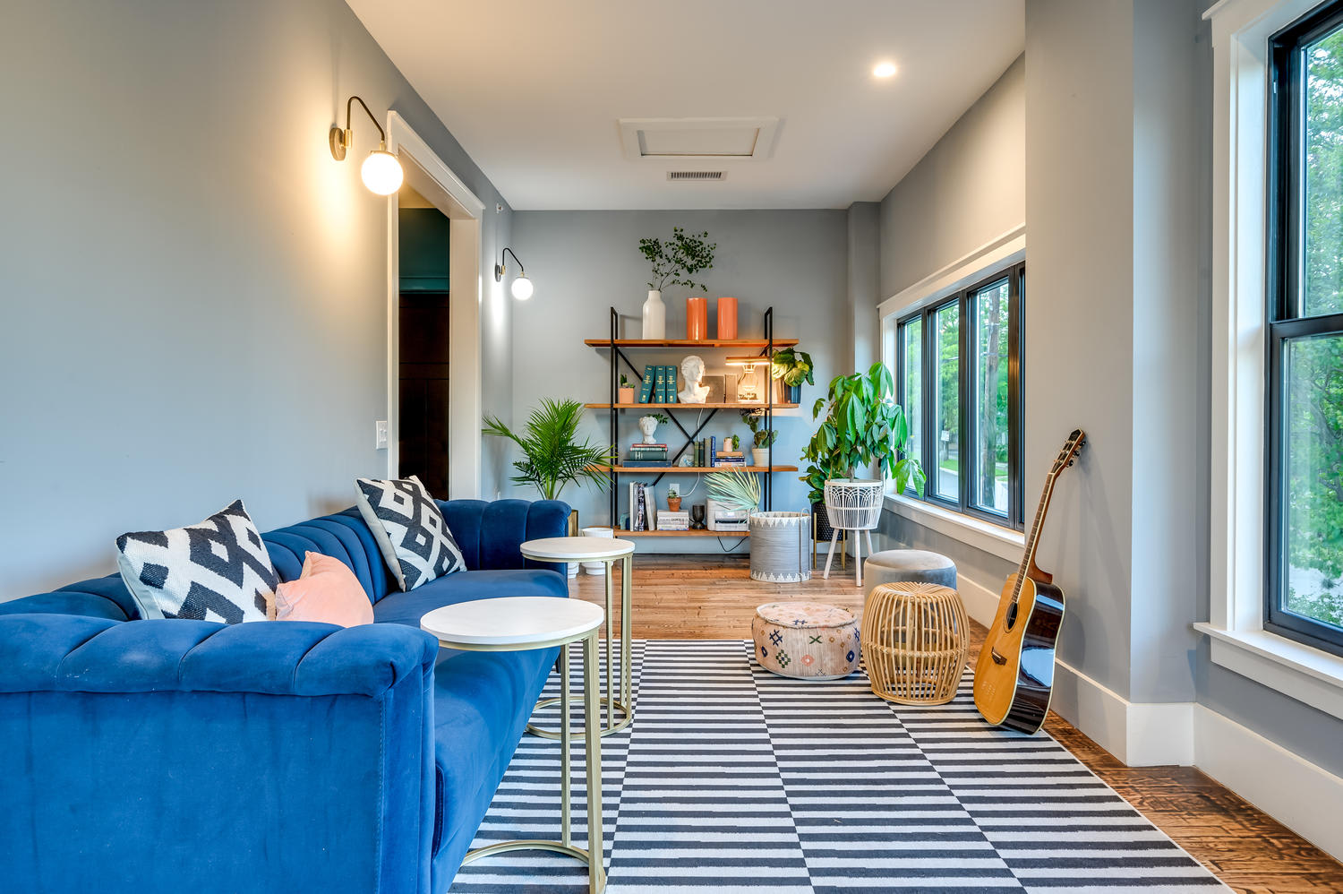 Escape from it all in the cozy 2nd Floor Communal Sitting Area