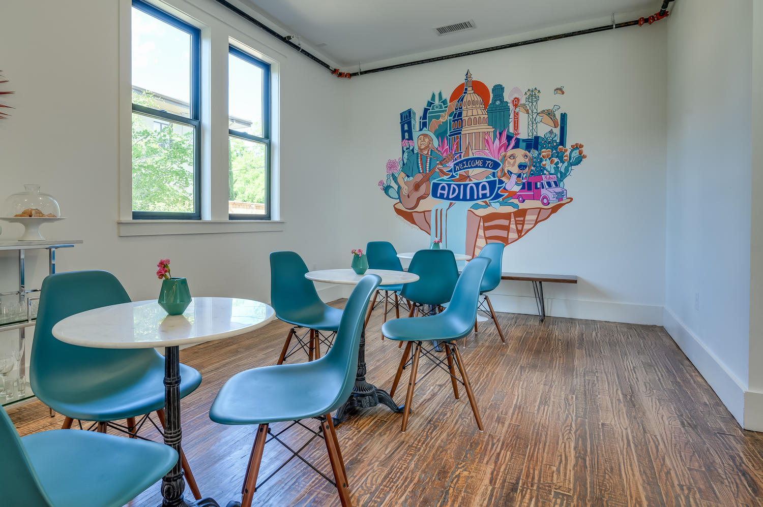 Private Suite in Historic Austin B&B, Sleeps 4! 6