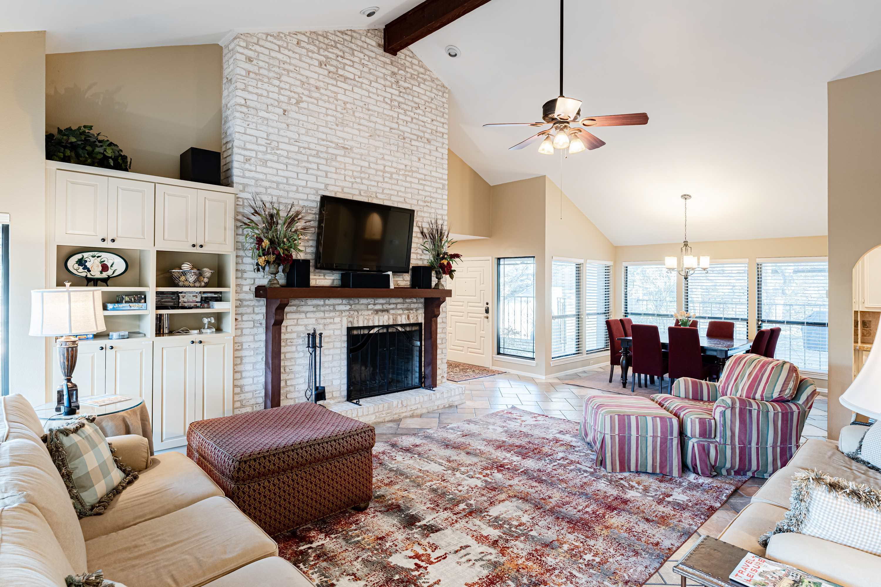 Waterfront Home on Lake Travis 8