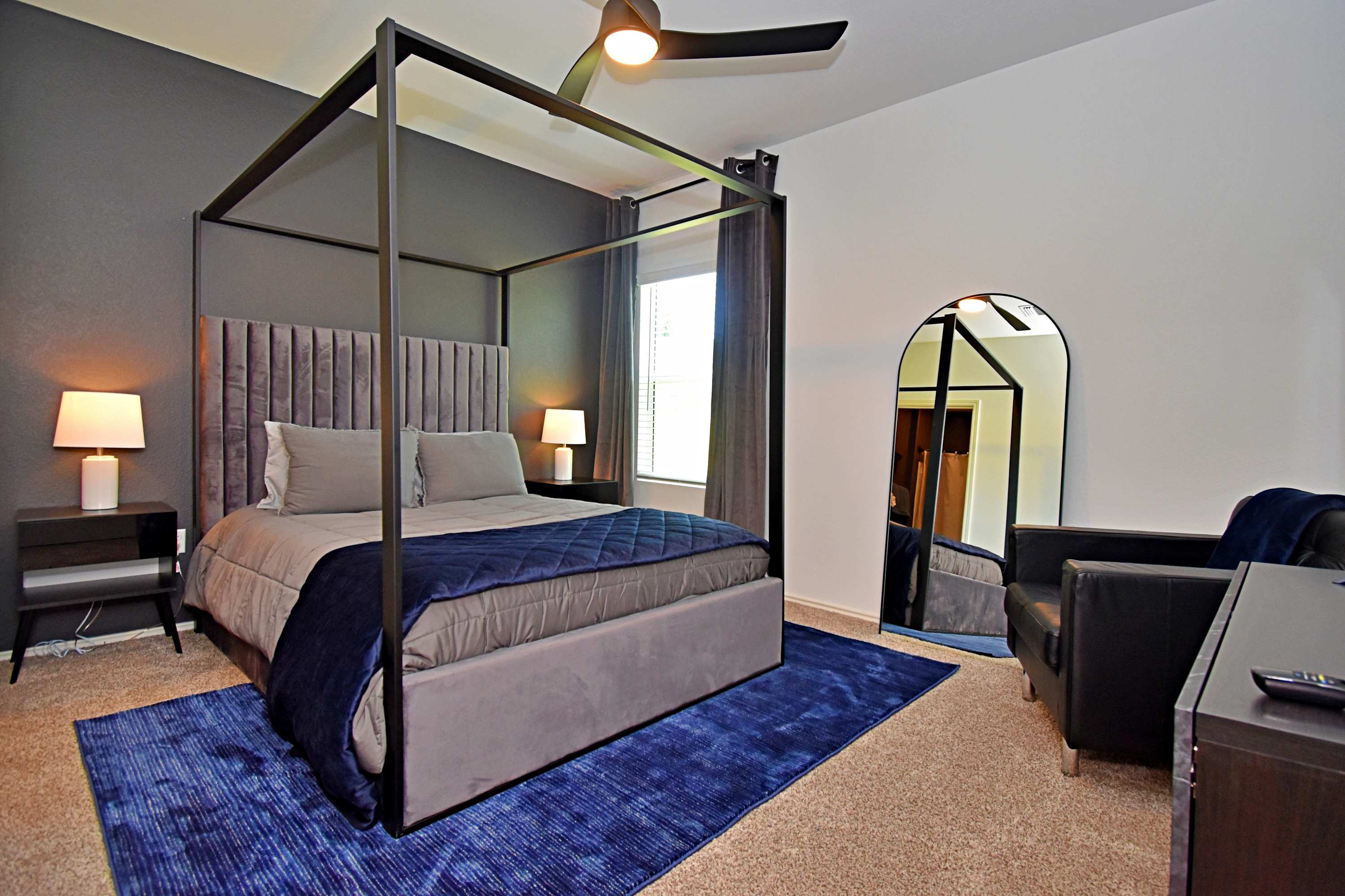 Bedroom 4 with King Bed with En-suite