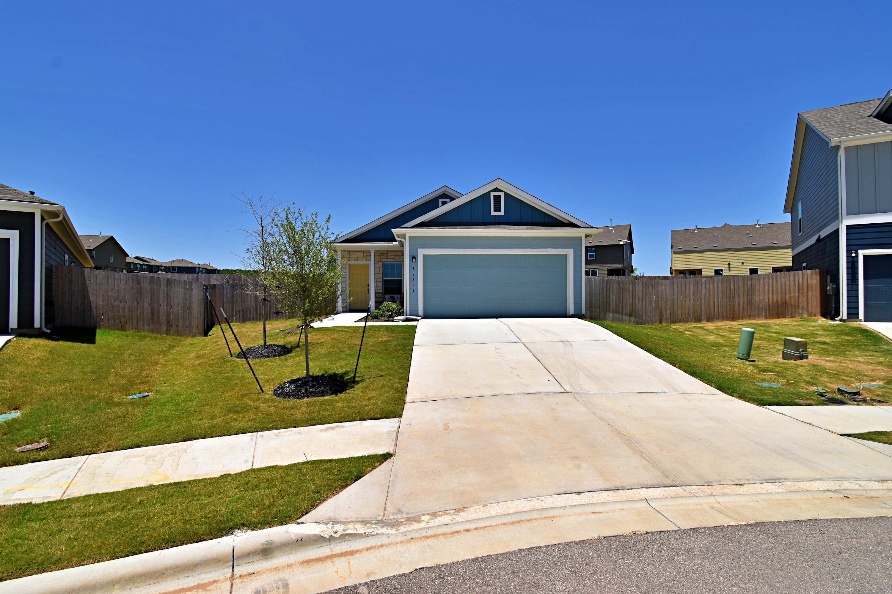Long-term Stays, Family-friendly, Communal pool! | Photo 1